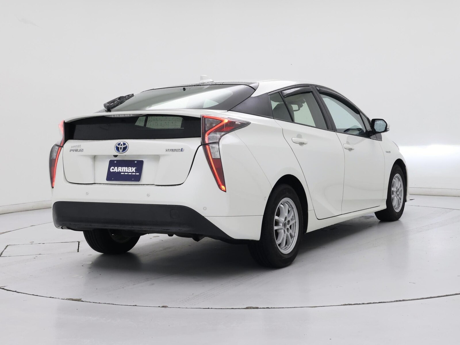 2016 Toyota Prius Four - Photo 9