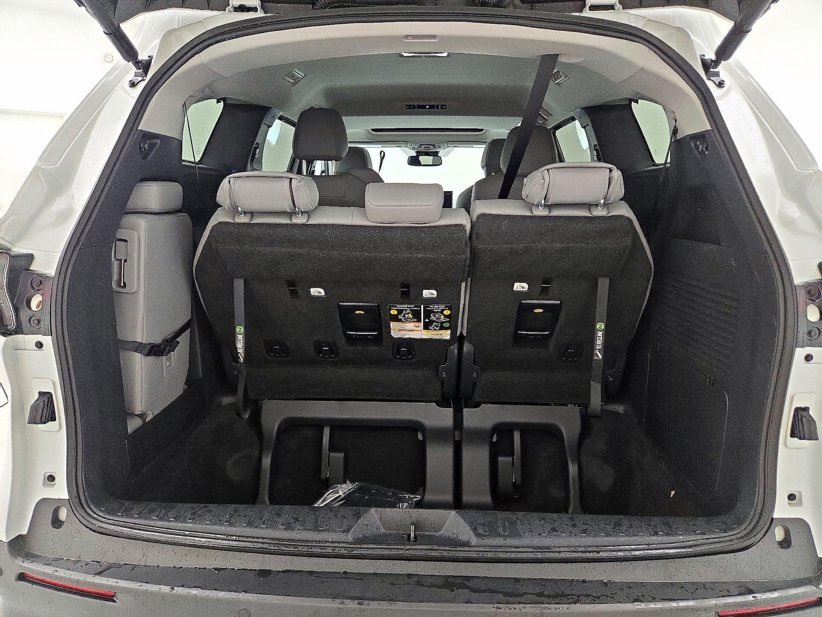 2026 Toyota Sienna XLE - Photo 22