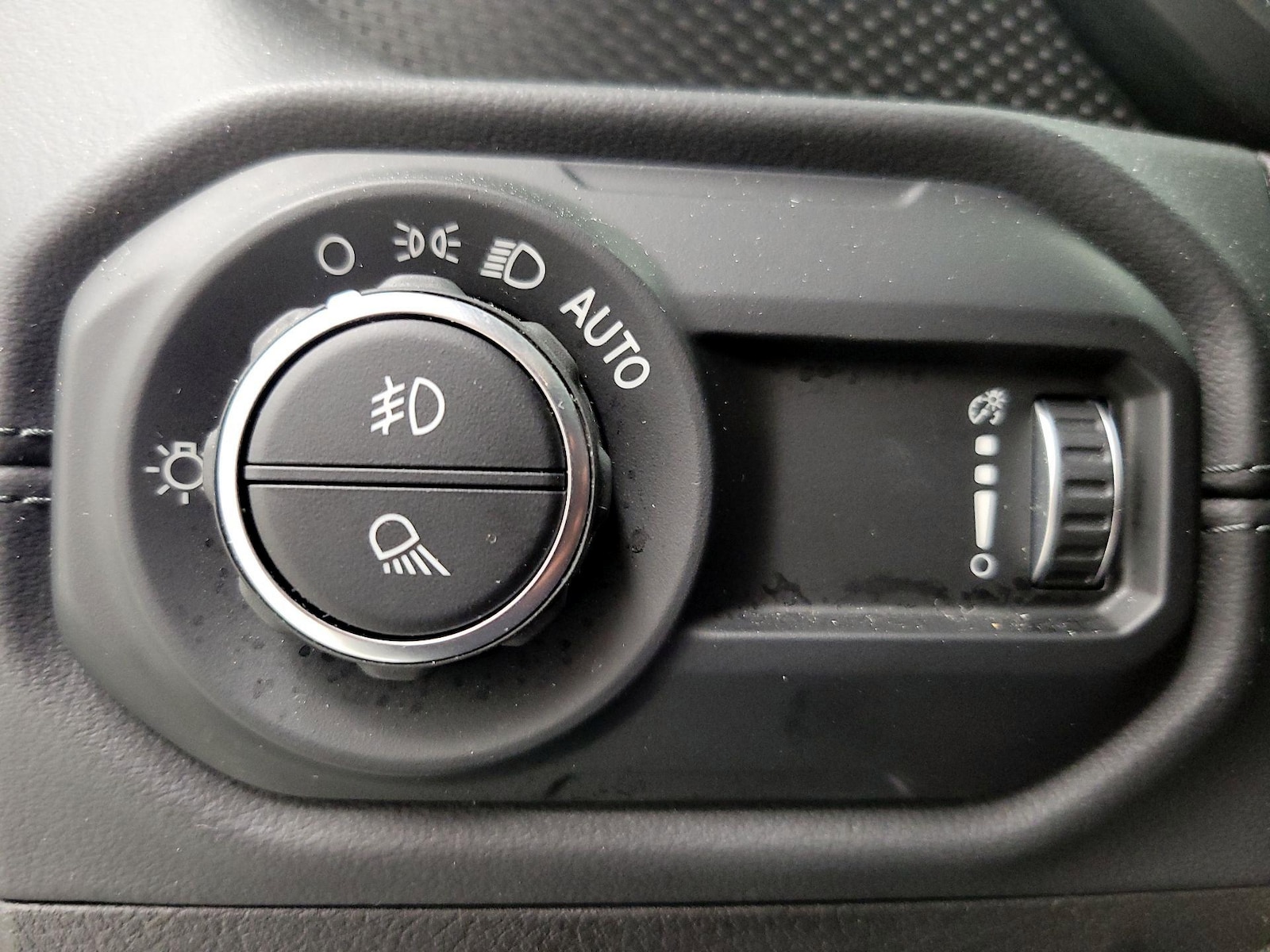 2026 Jeep Gladiator Mojave - Photo 14