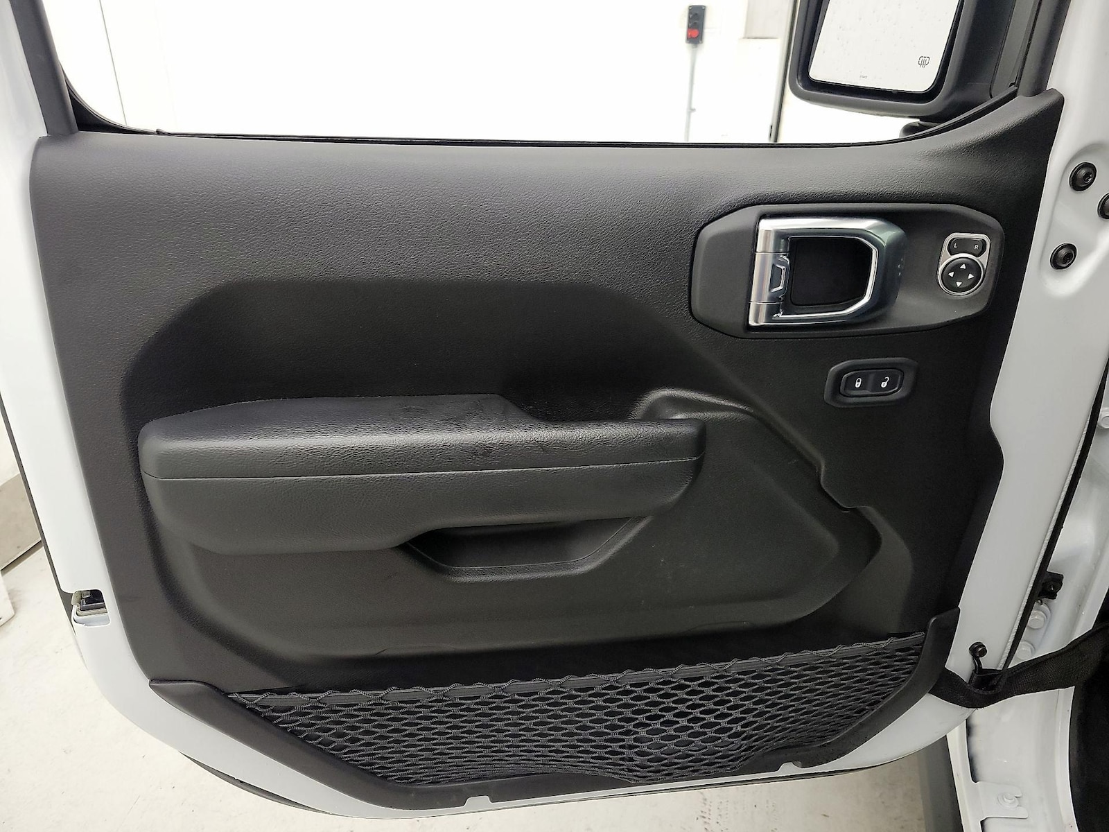 2026 Jeep Wrangler 4-Door Rubicon - Photo 13