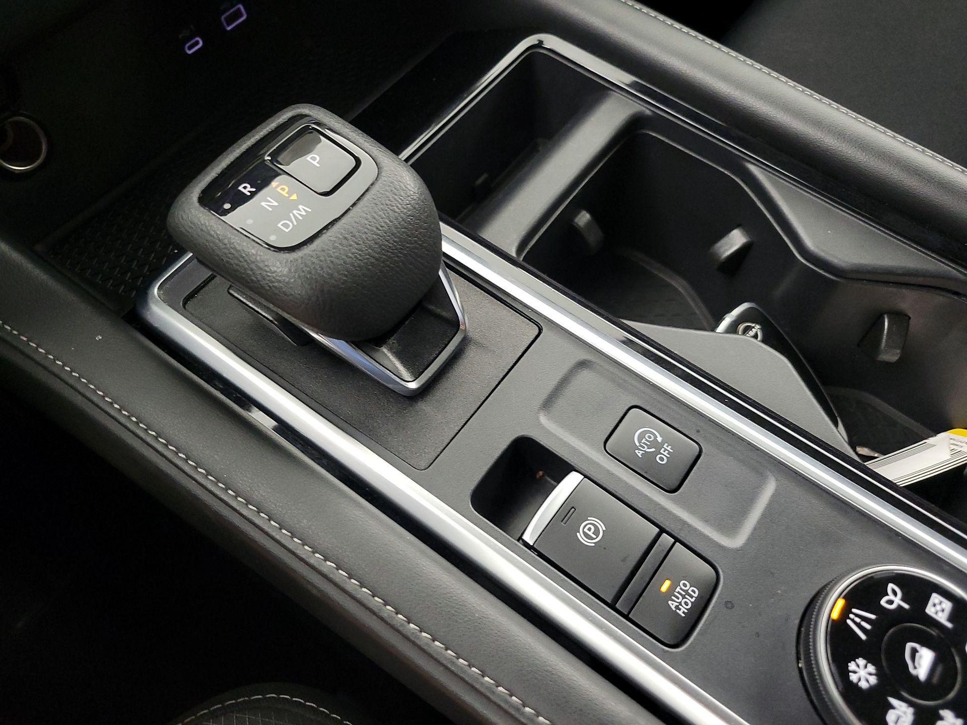 Thumbnail: 2025 Nissan Pathfinder - 17