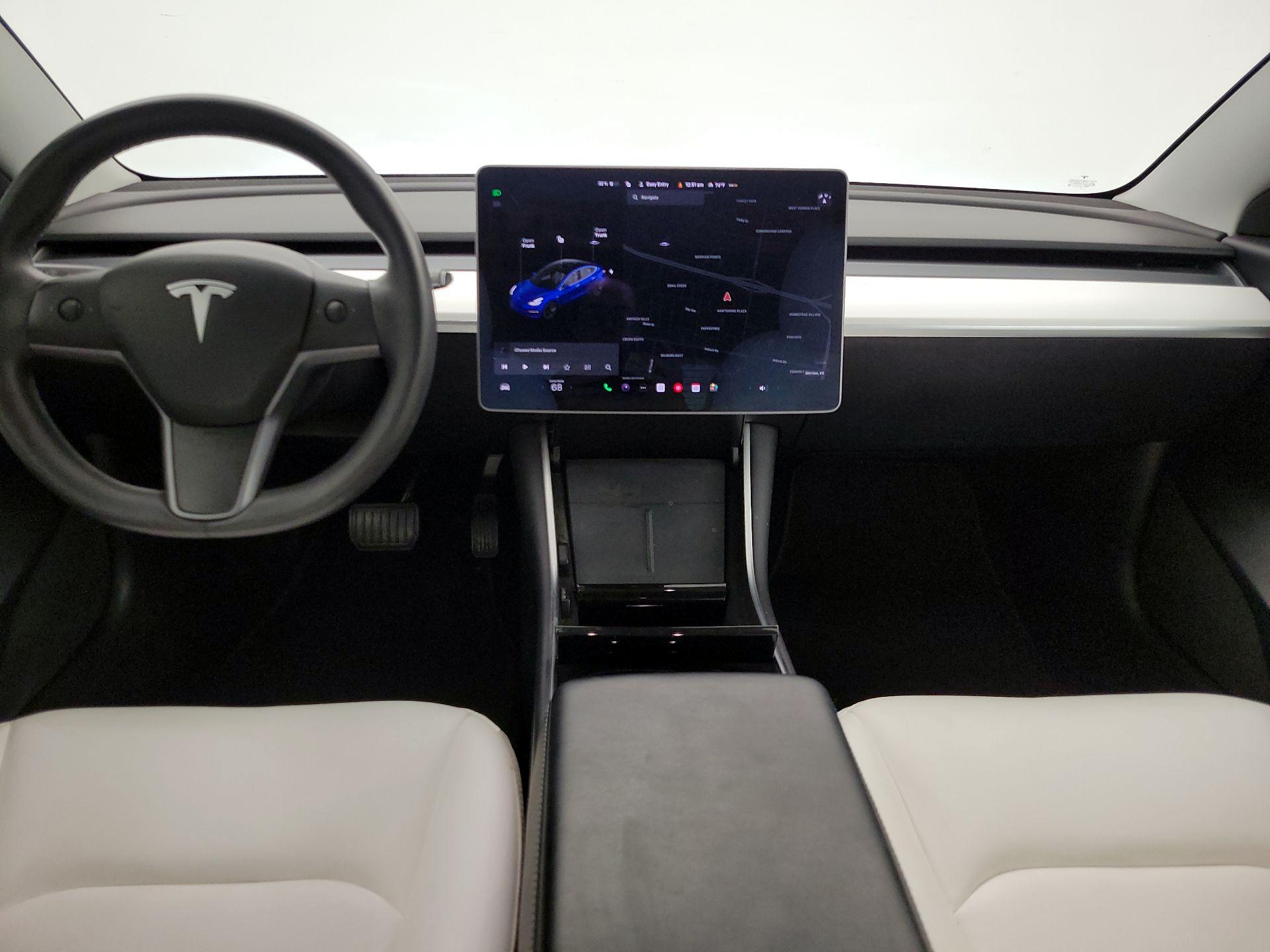 Thumbnail: 2020 Tesla Model 3 - 9