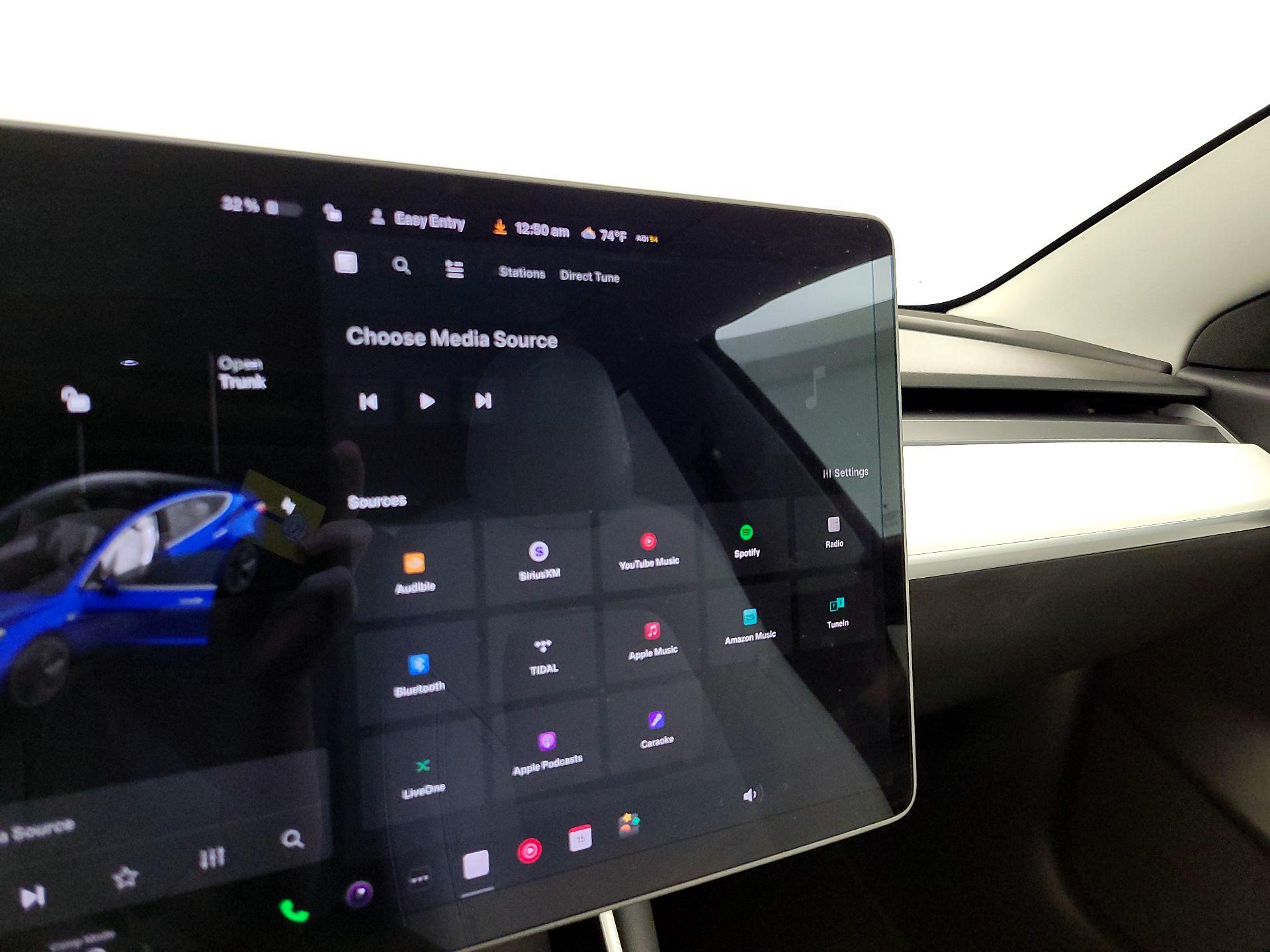 Thumbnail: 2020 Tesla Model 3 - 15