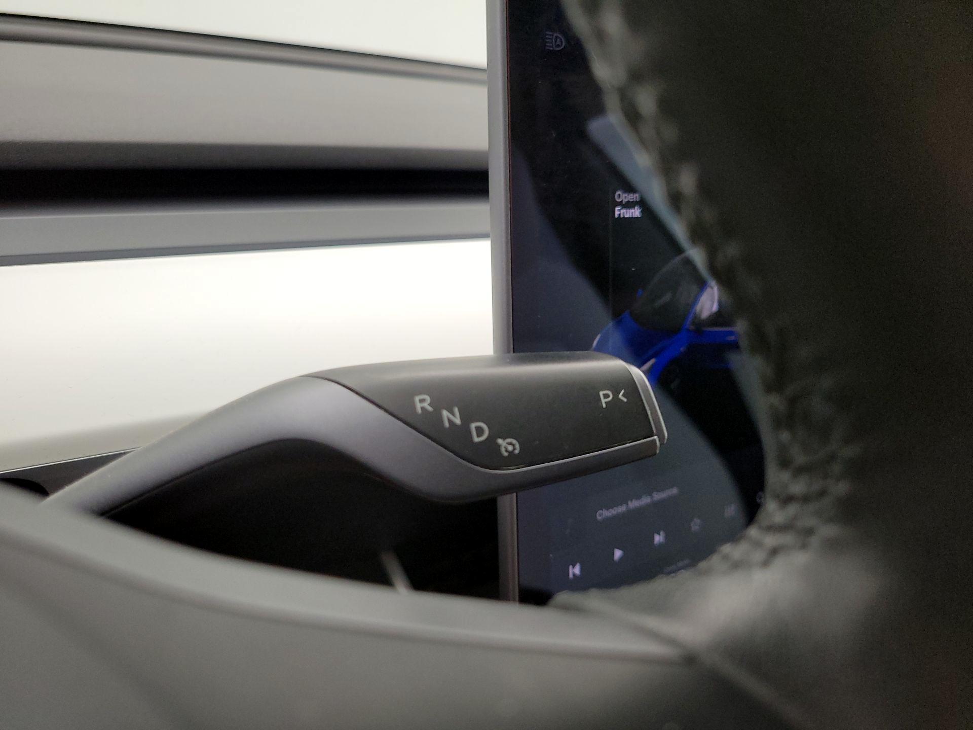 Thumbnail: 2020 Tesla Model 3 - 17