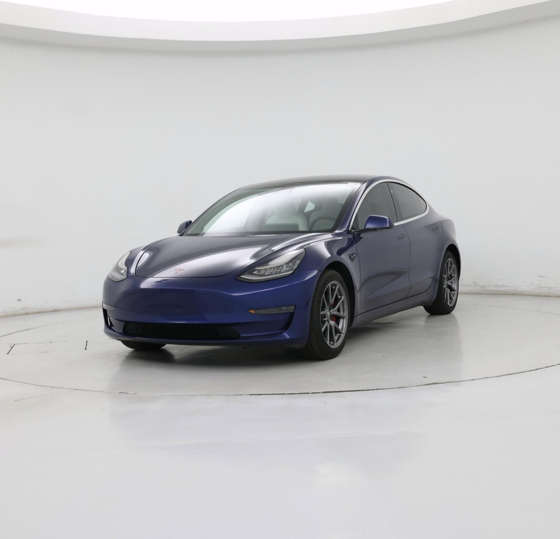 Thumbnail: 2020 Tesla Model 3 - 4