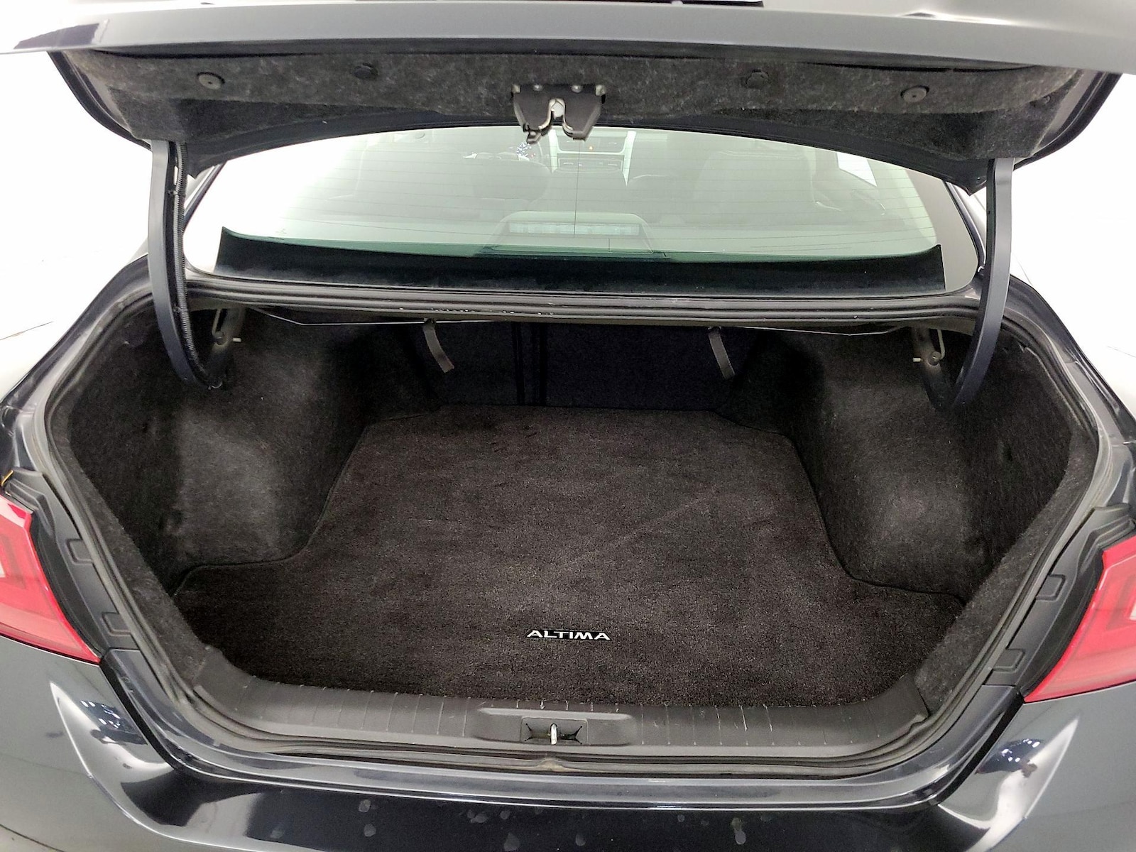 2018 Nissan Altima SL - Photo 21