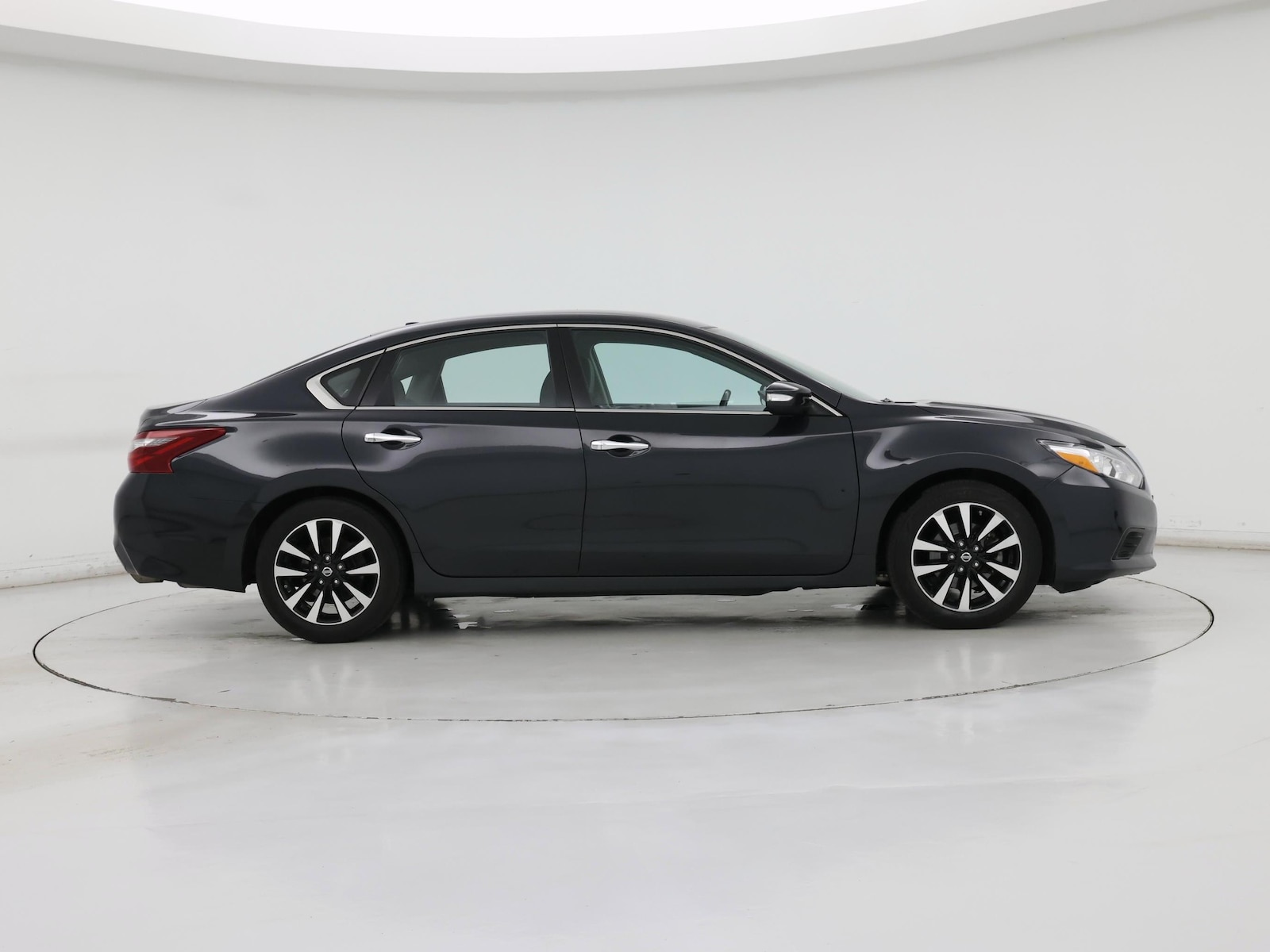 2018 Nissan Altima SL - Photo 8