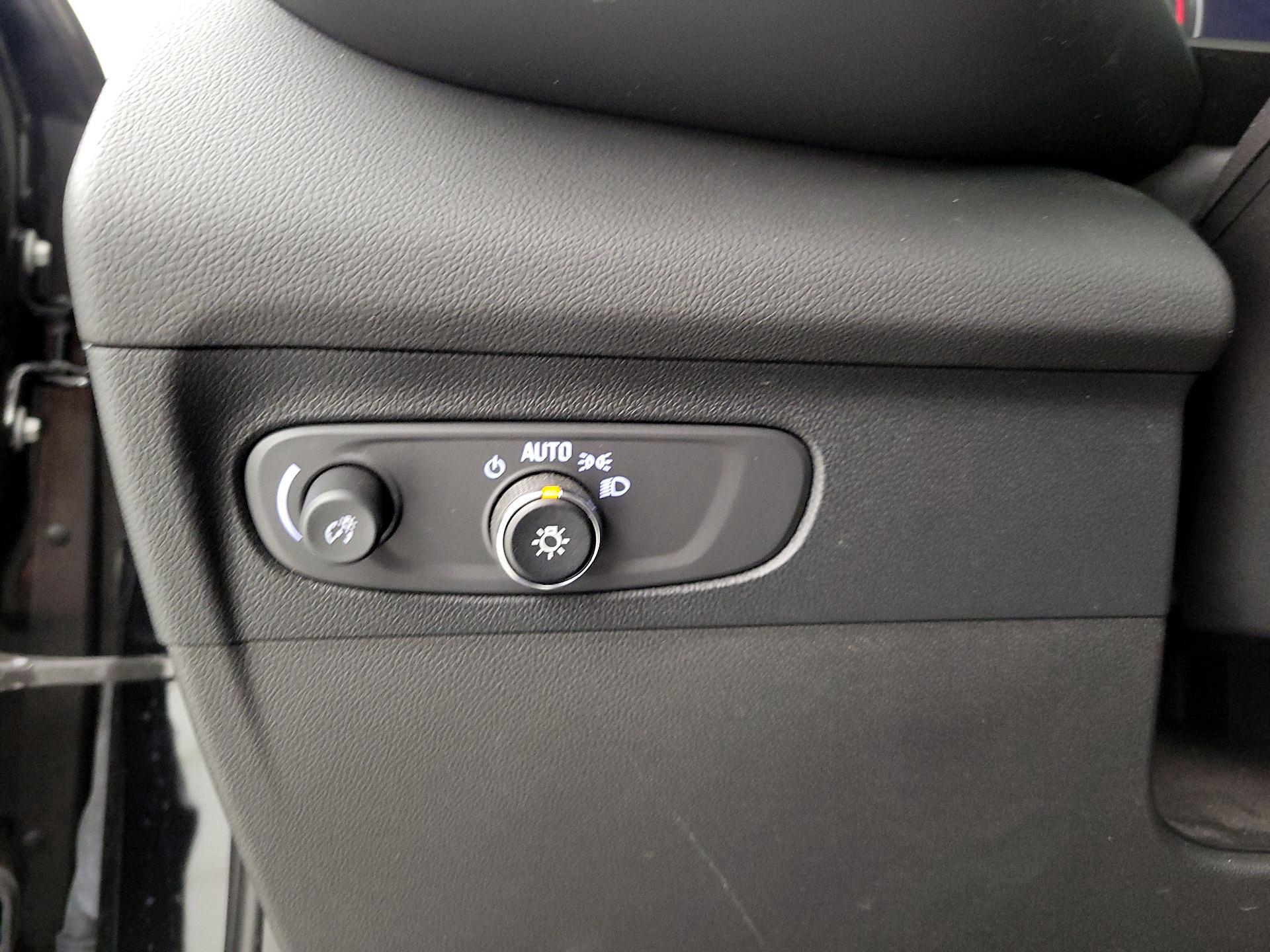 Thumbnail: 2023 Buick Envision - 13