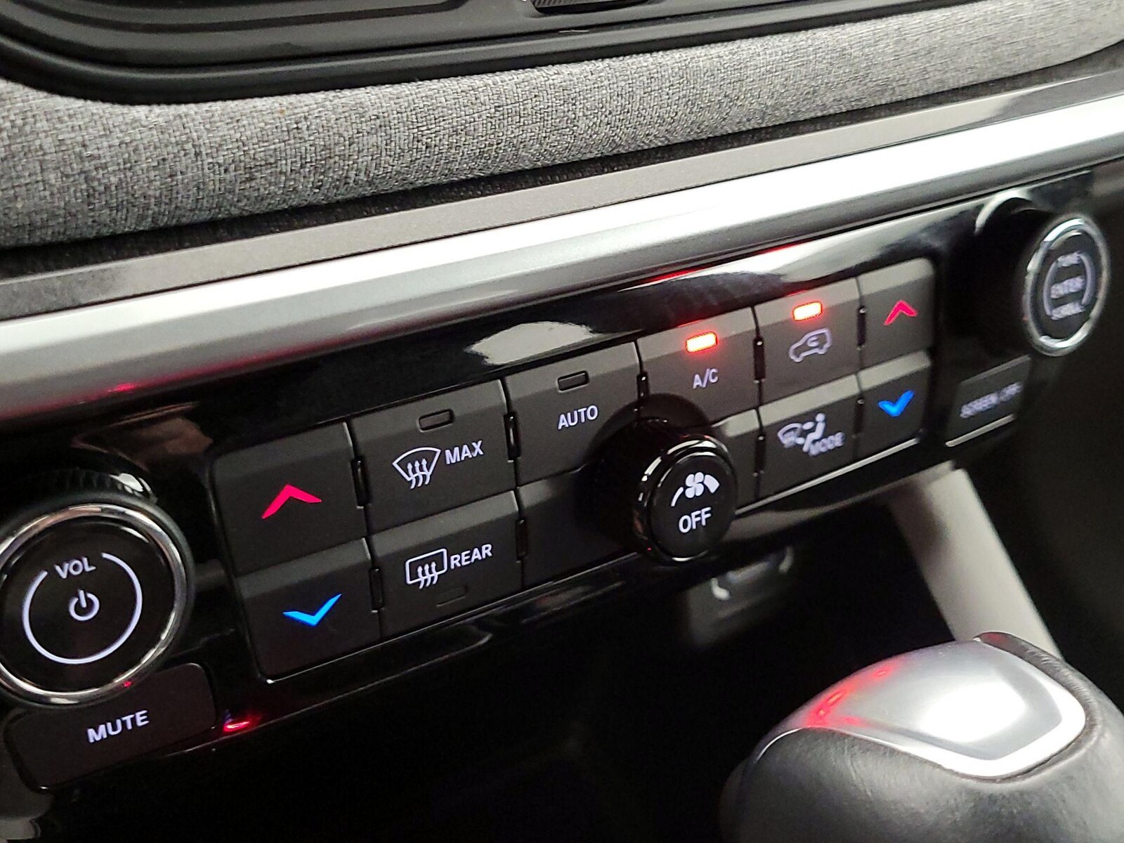 2023 Jeep Compass Latitude - Photo 17