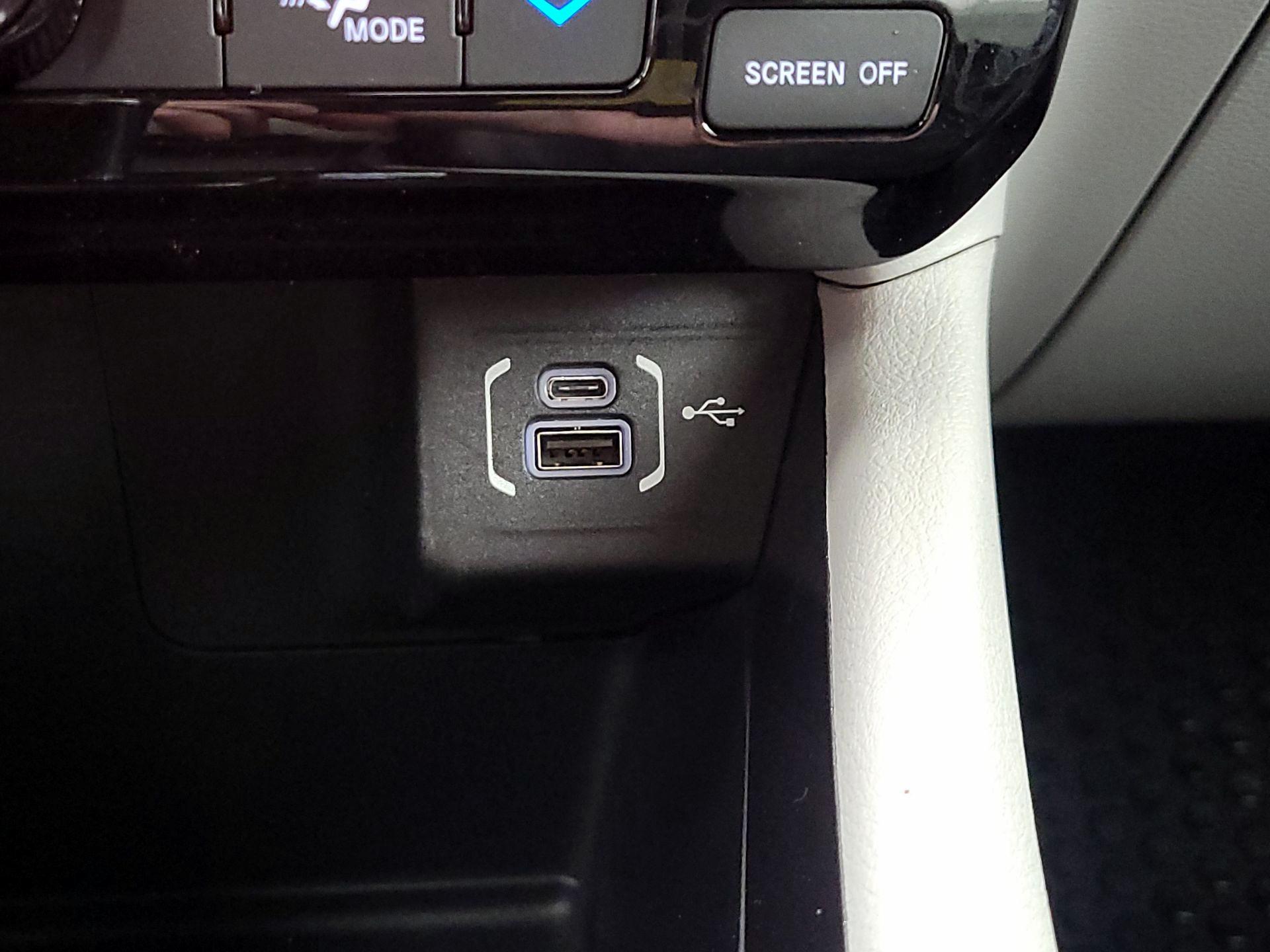 Thumbnail: 2023 Jeep Compass - 18