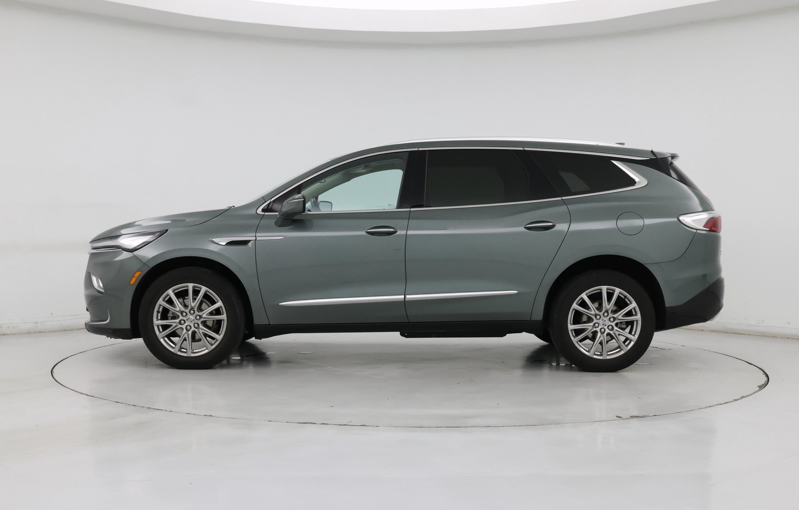 Thumbnail: 2023 Buick Enclave - 3