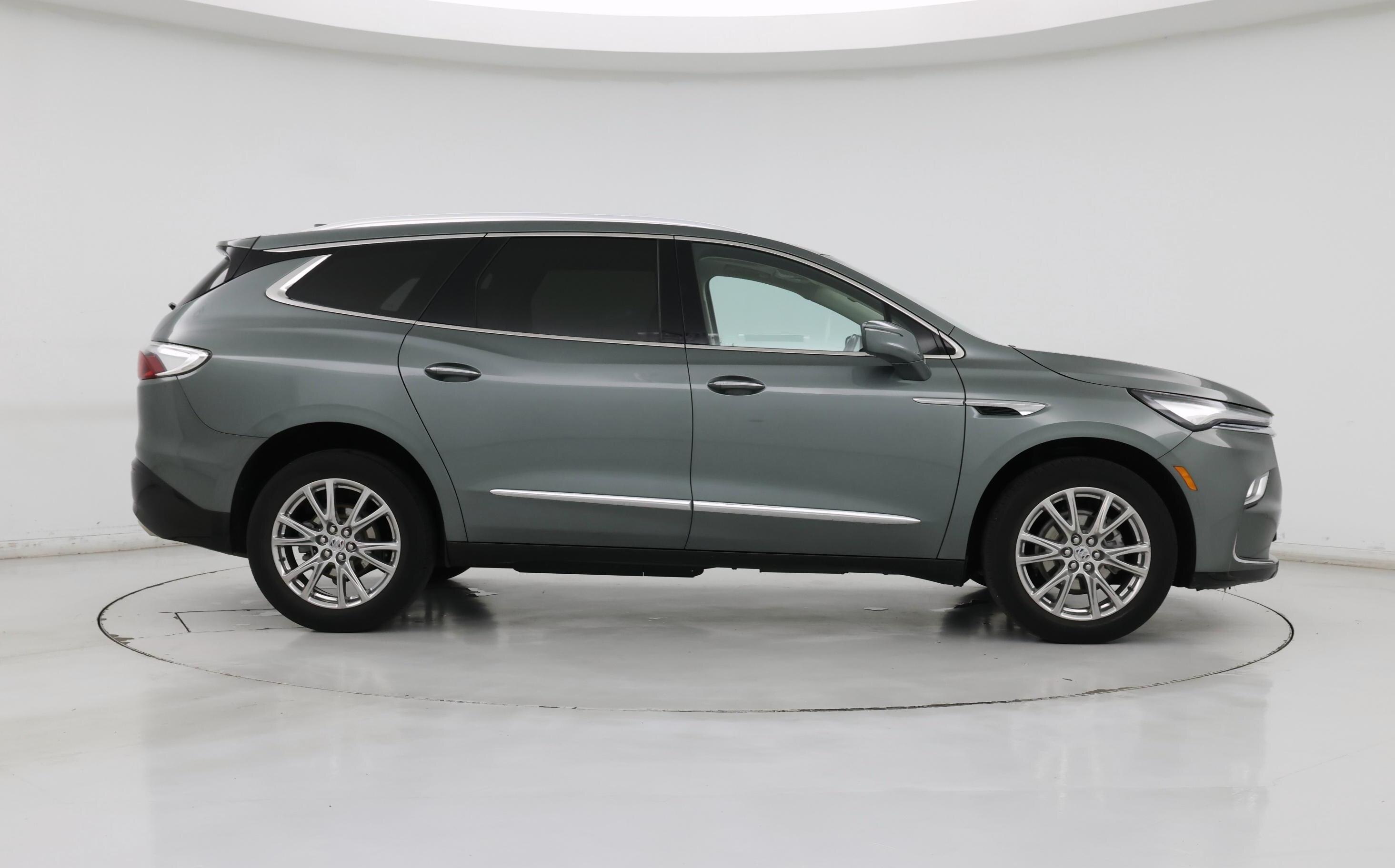 Thumbnail: 2023 Buick Enclave - 7