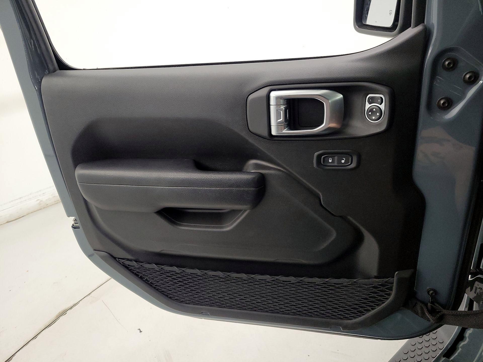 Thumbnail: 2024 Jeep Wrangler - 12