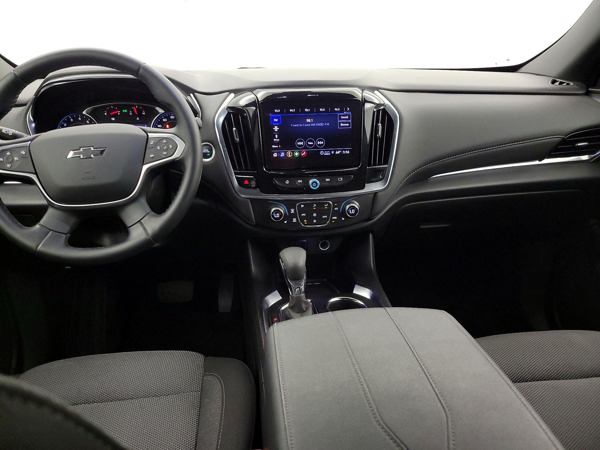 Thumbnail: 2023 Chevrolet Traverse - 9