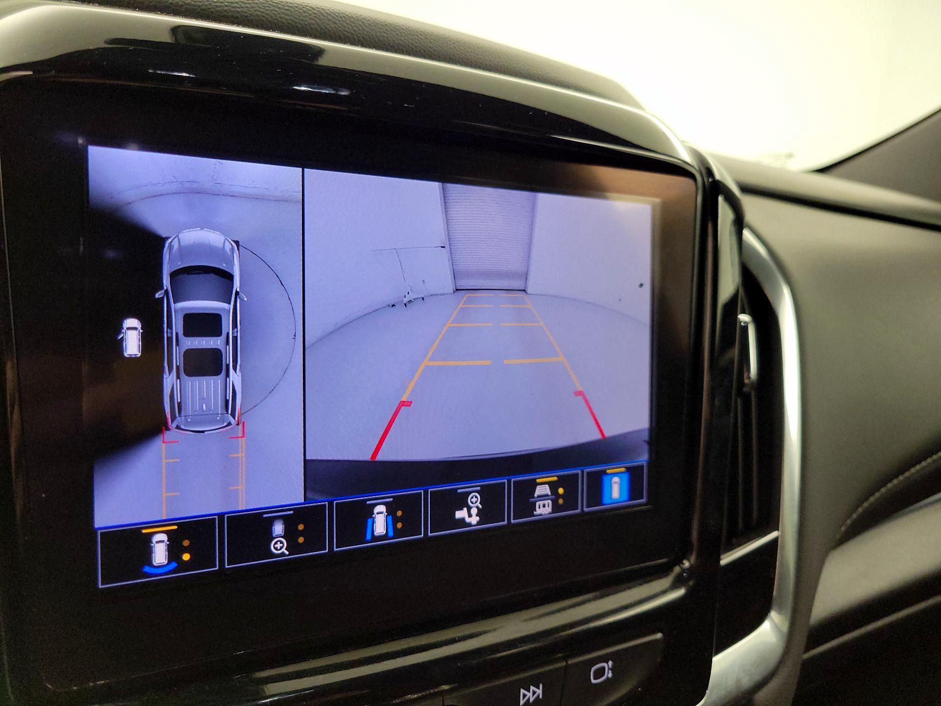 Thumbnail: 2023 Chevrolet Traverse - 14