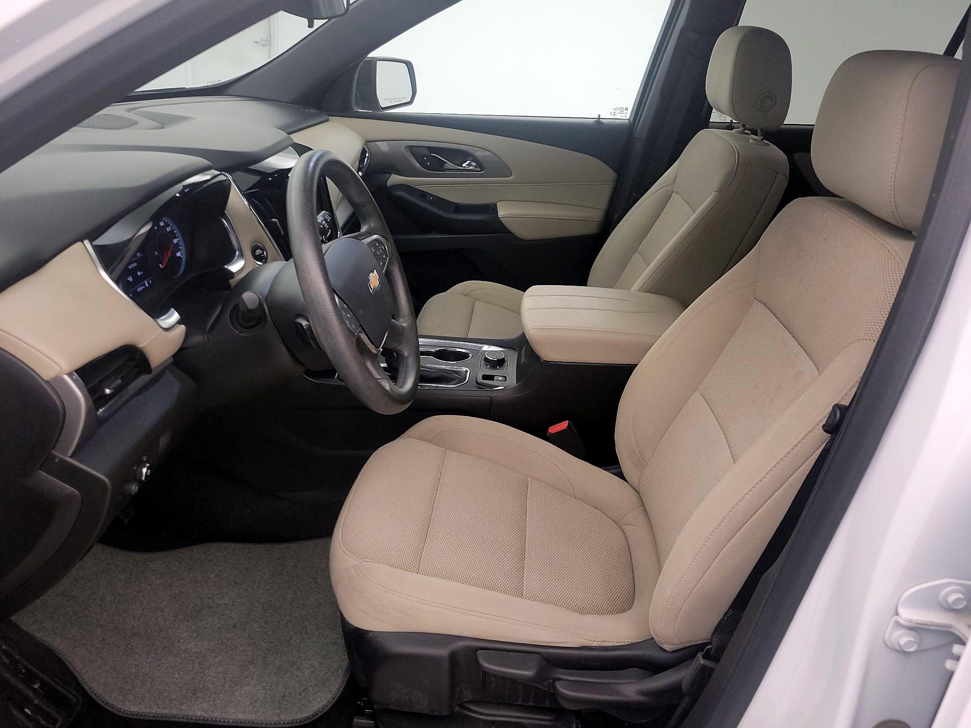 Thumbnail: 2023 Chevrolet Traverse - 11