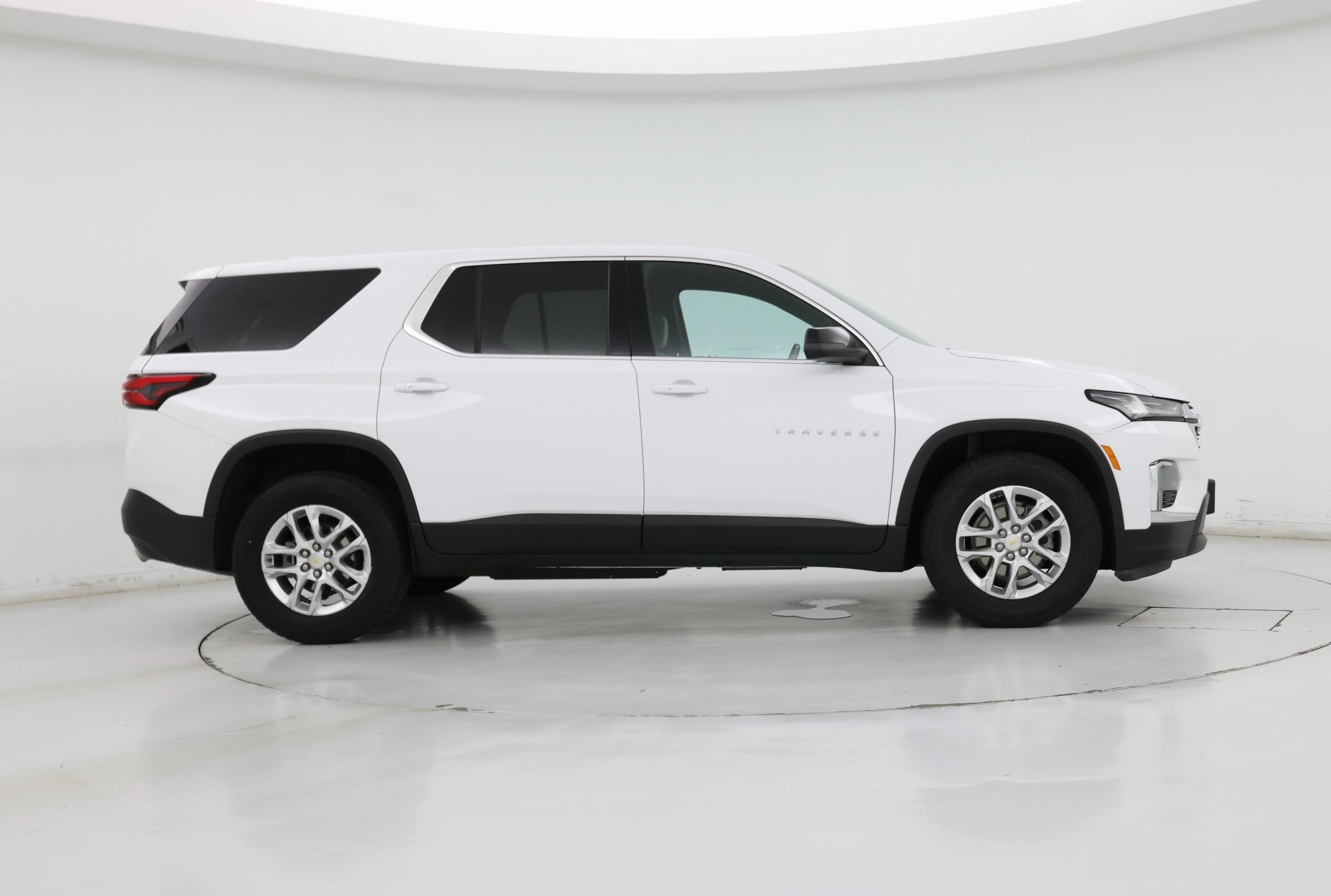 Thumbnail: 2023 Chevrolet Traverse - 7