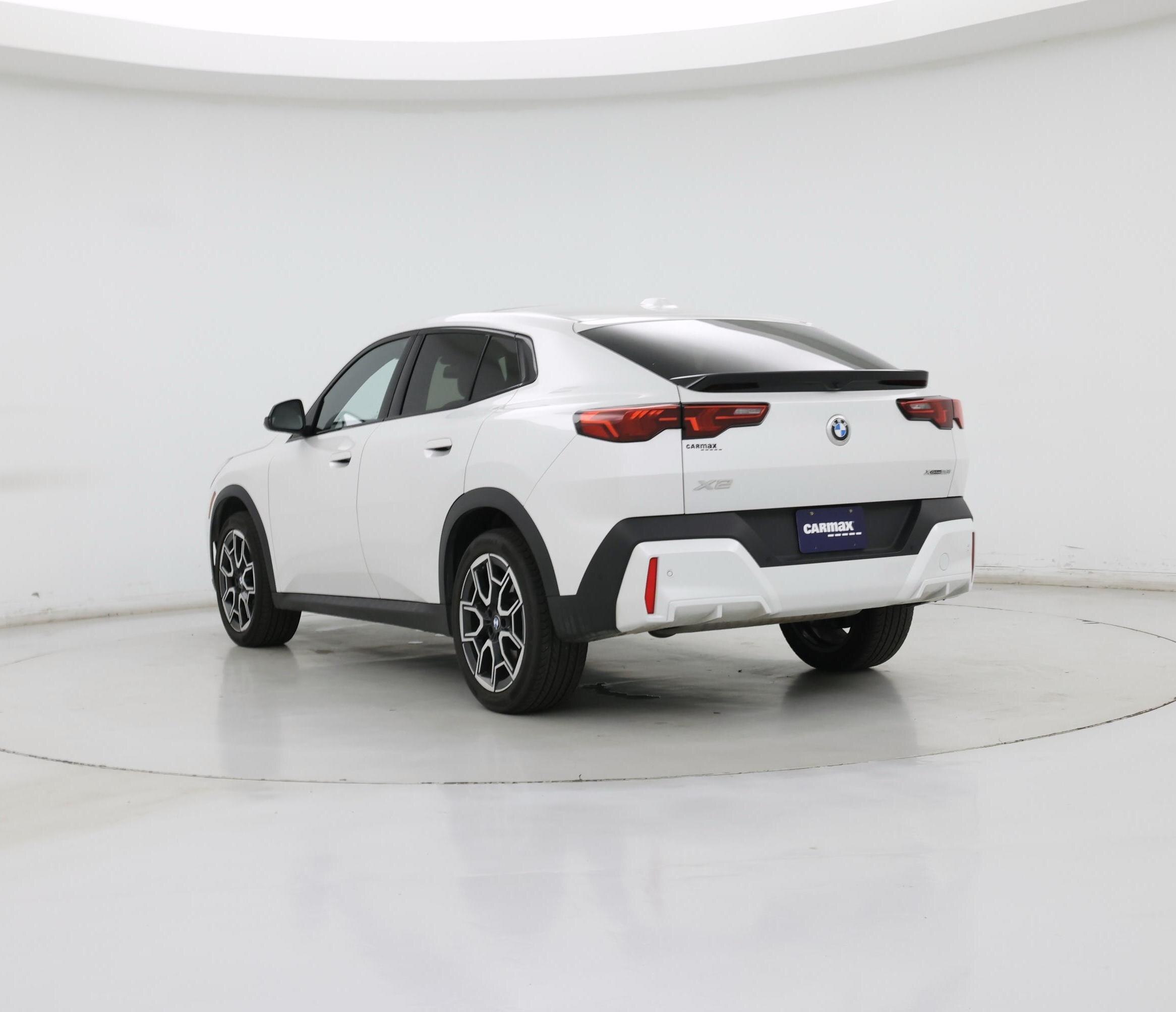 Thumbnail: 2025 BMW X2 - 2