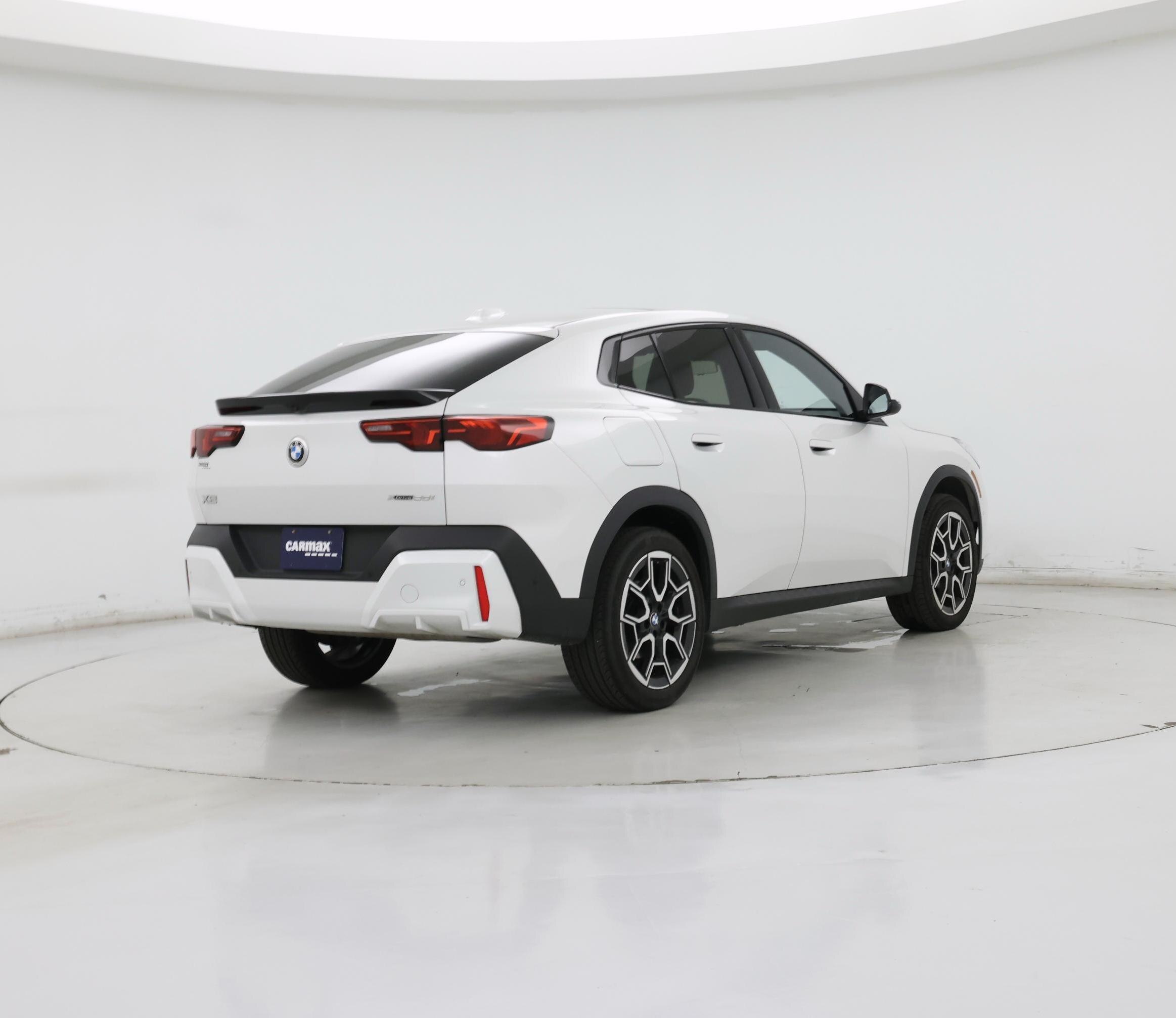 Thumbnail: 2025 BMW X2 - 8