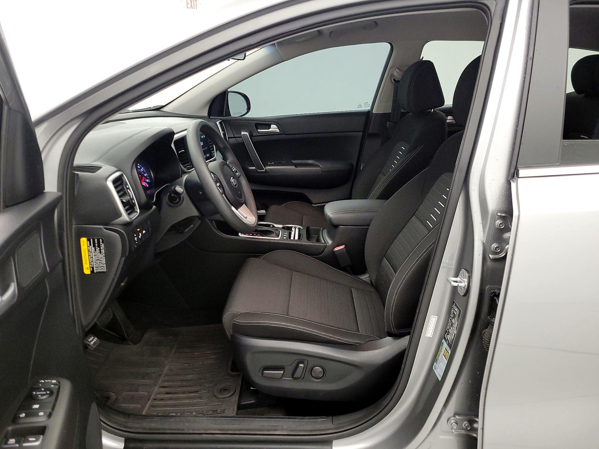 Thumbnail: 2022 Kia Sportage - 11