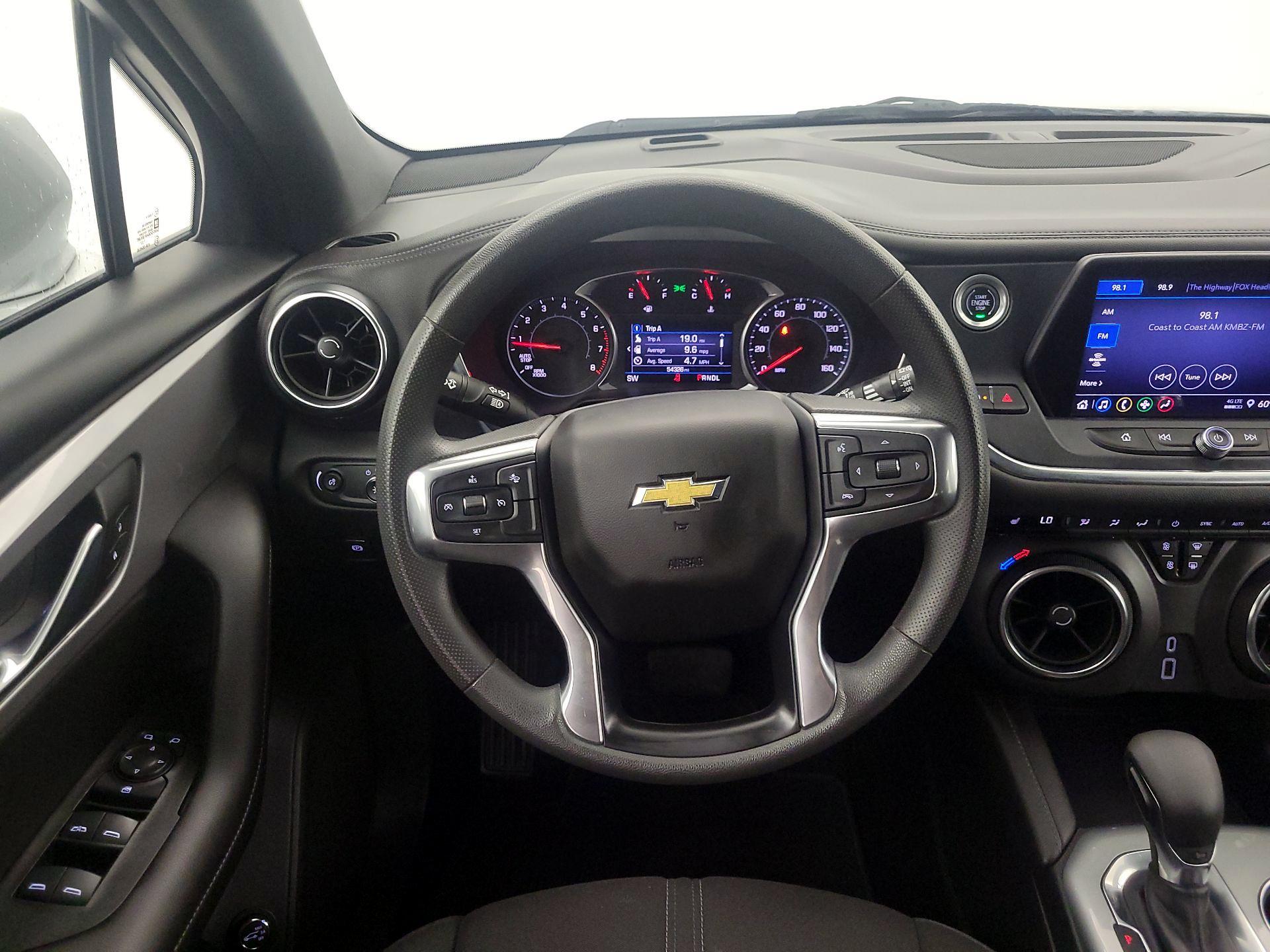 Thumbnail: 2022 Chevrolet Blazer - 10