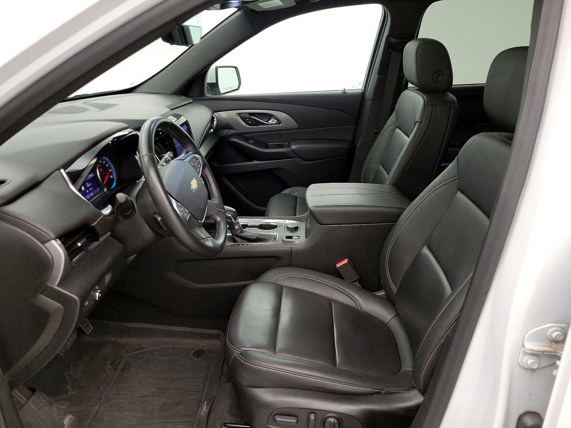 Thumbnail: 2023 Chevrolet Traverse - 11