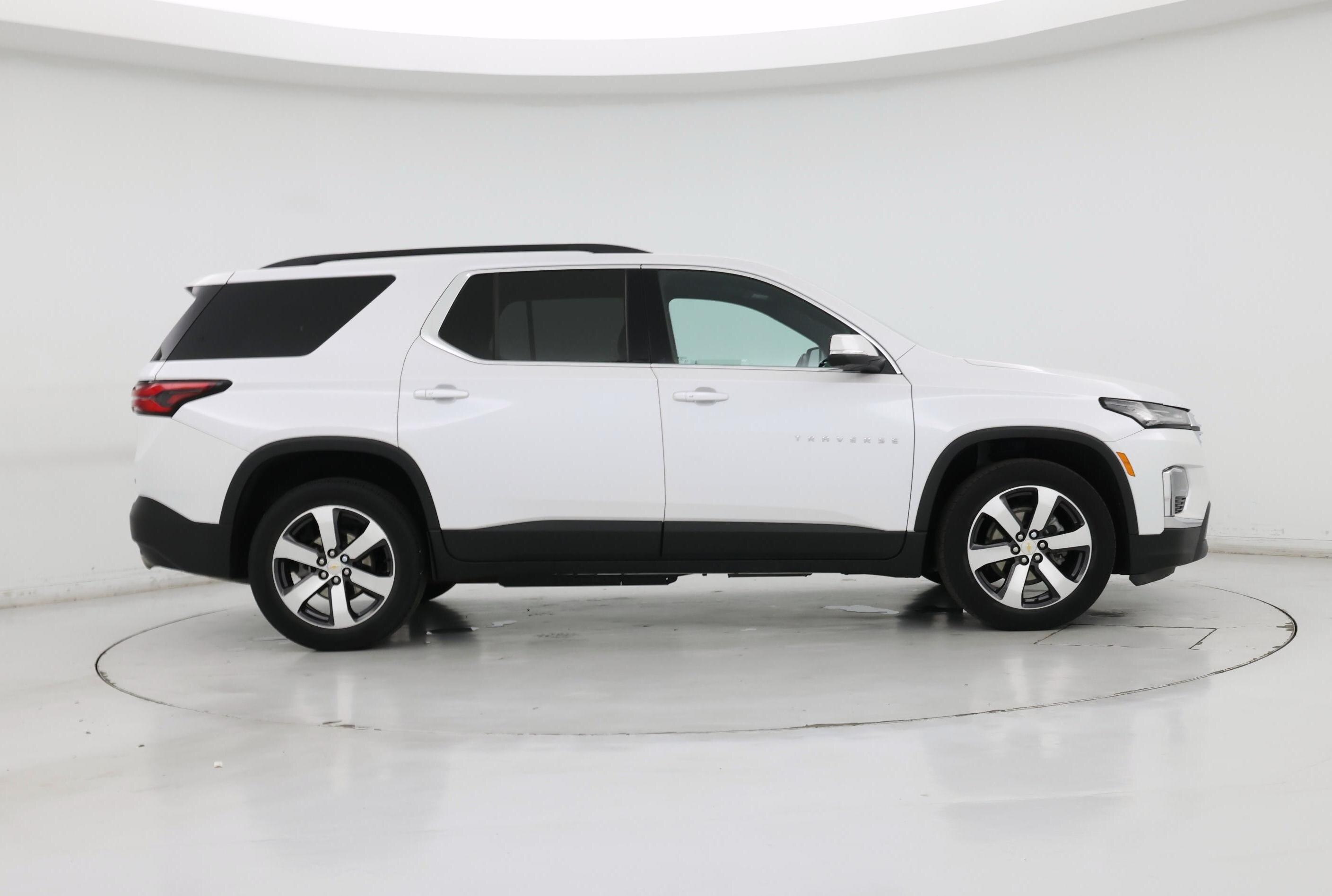 Thumbnail: 2023 Chevrolet Traverse - 7