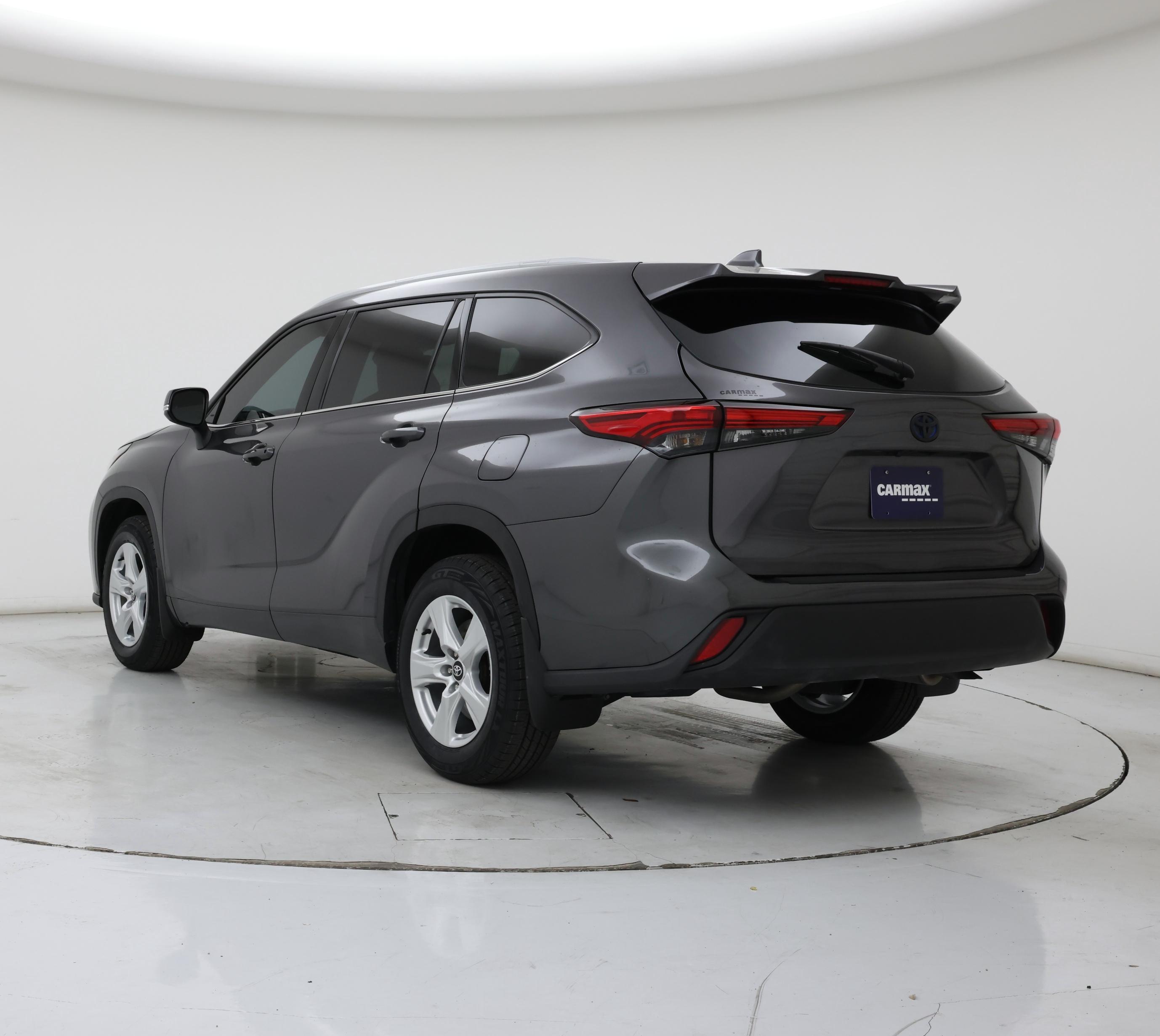 Thumbnail: 2022 Toyota Highlander - 2