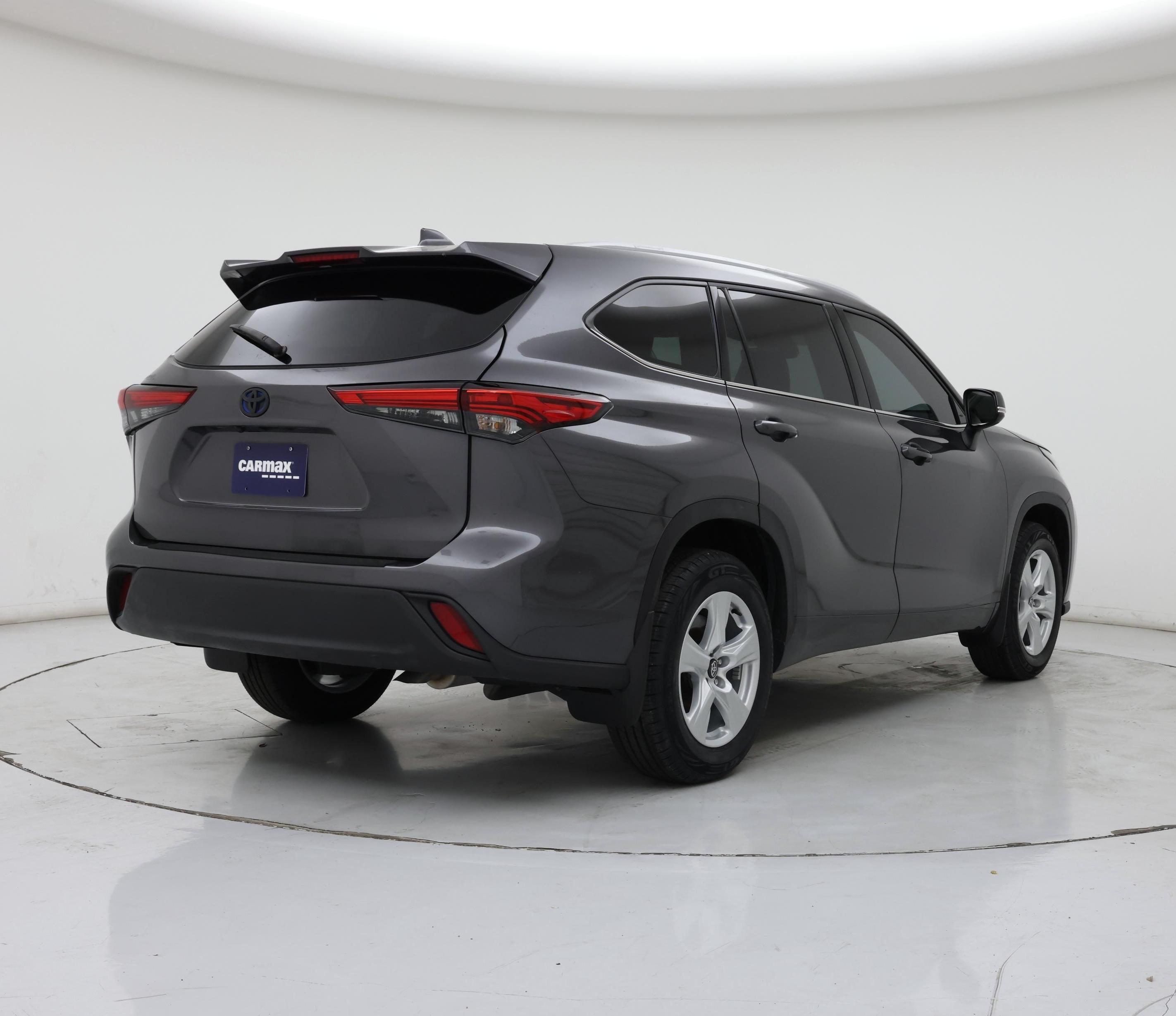 Thumbnail: 2022 Toyota Highlander - 8