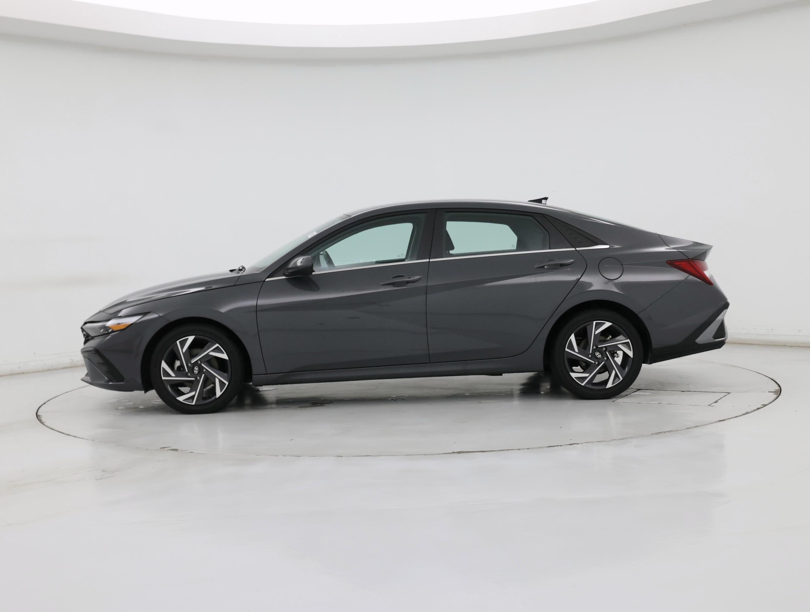 Thumbnail: 2025 Hyundai Elantra - 3