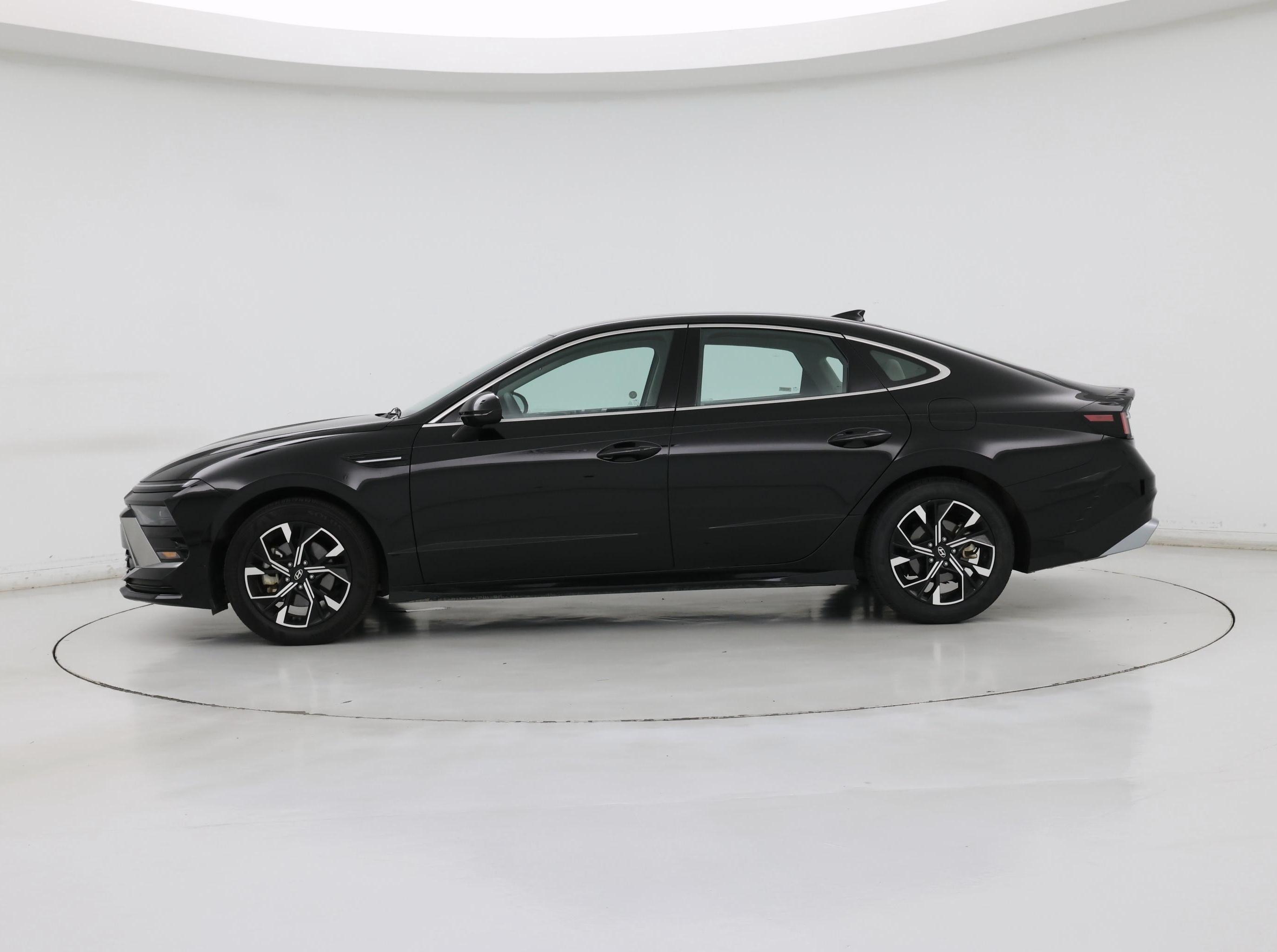 Thumbnail: 2025 Hyundai Sonata - 3