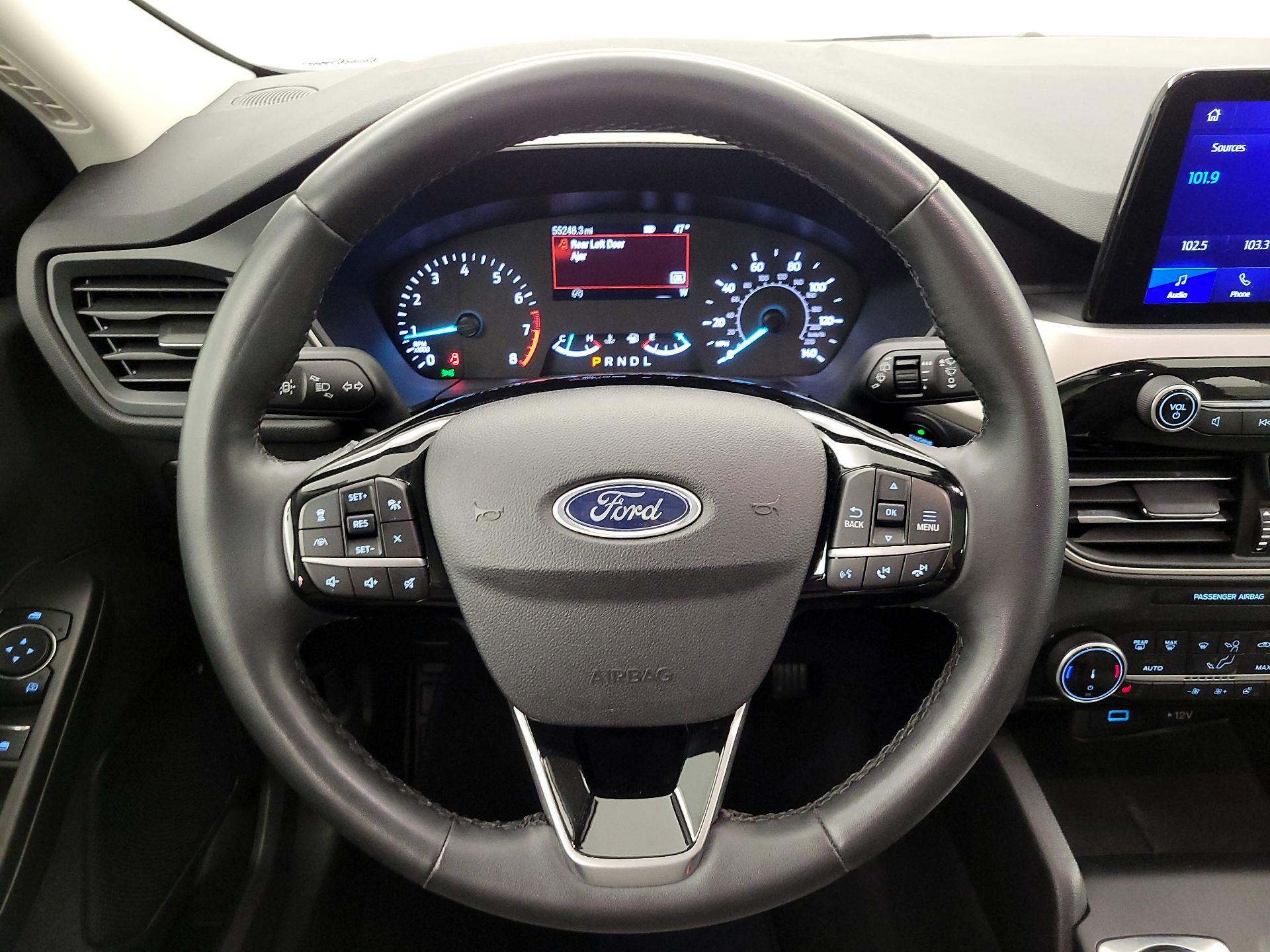 Thumbnail: 2022 Ford Escape - 10