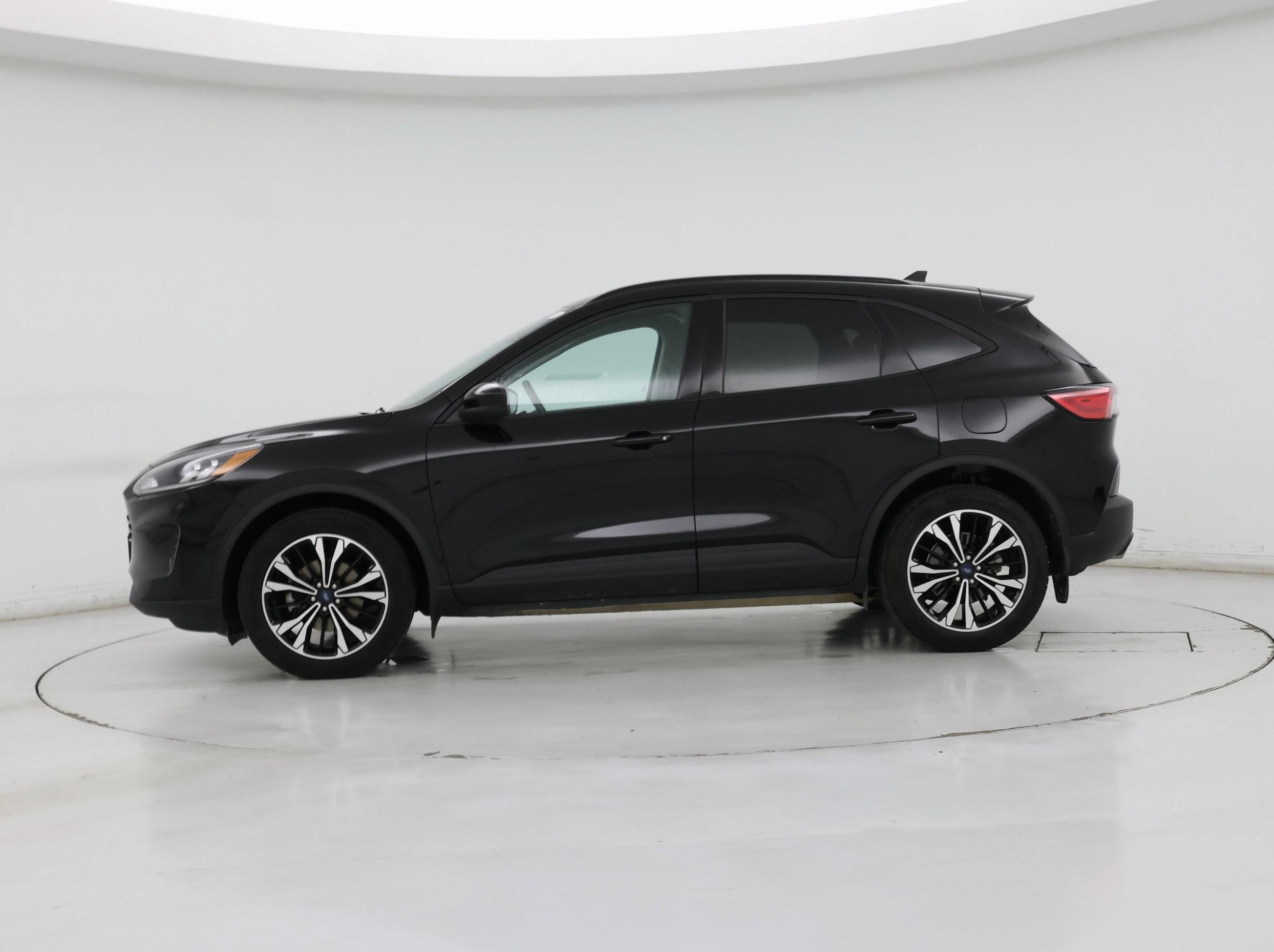 Thumbnail: 2022 Ford Escape - 3