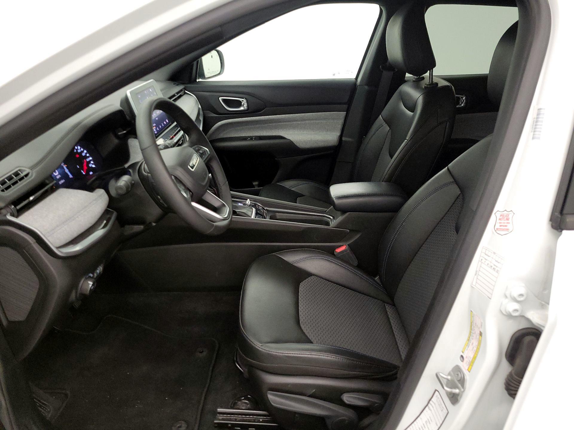 Thumbnail: 2025 Jeep Compass - 11