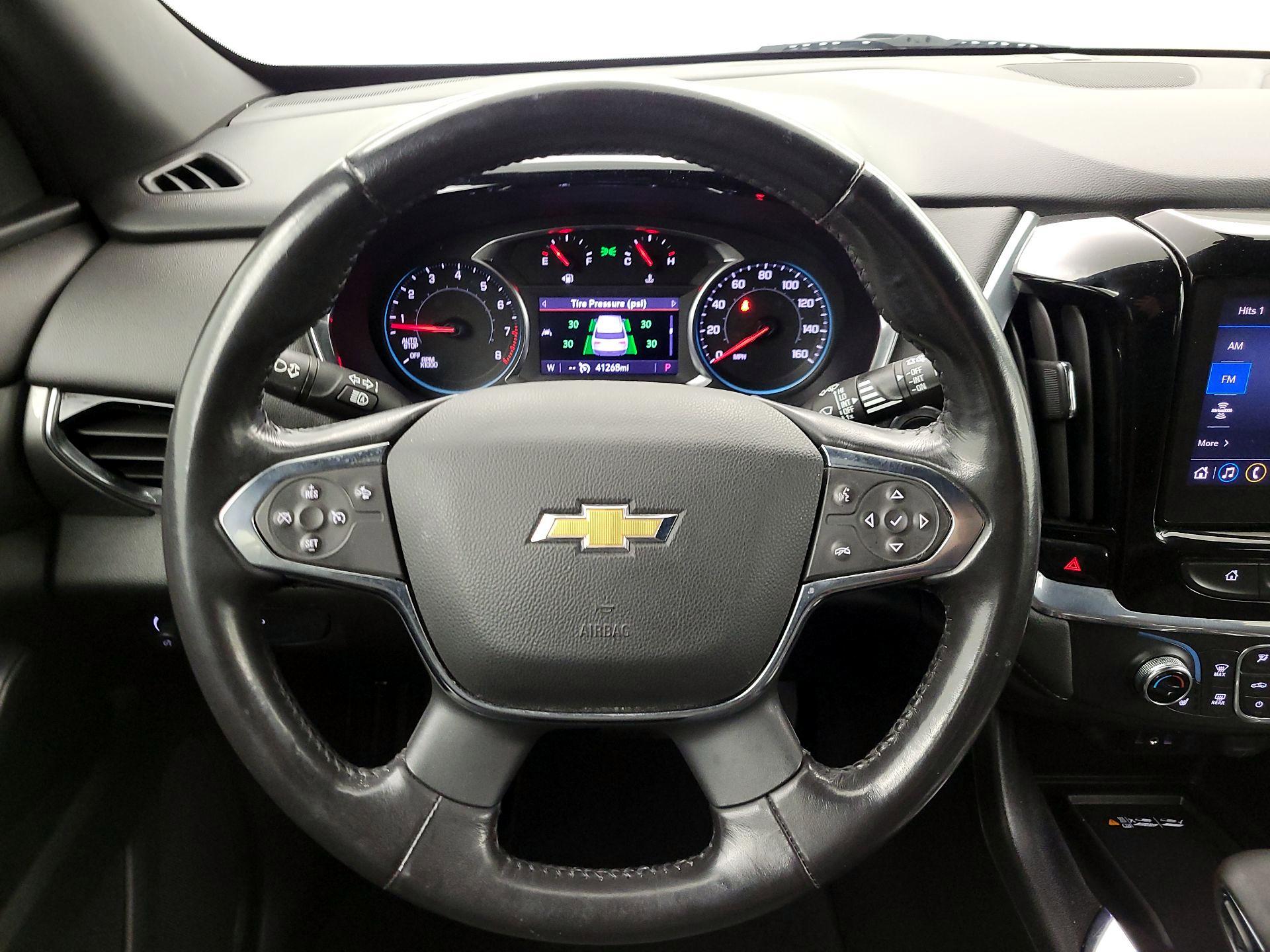Thumbnail: 2022 Chevrolet Traverse - 10