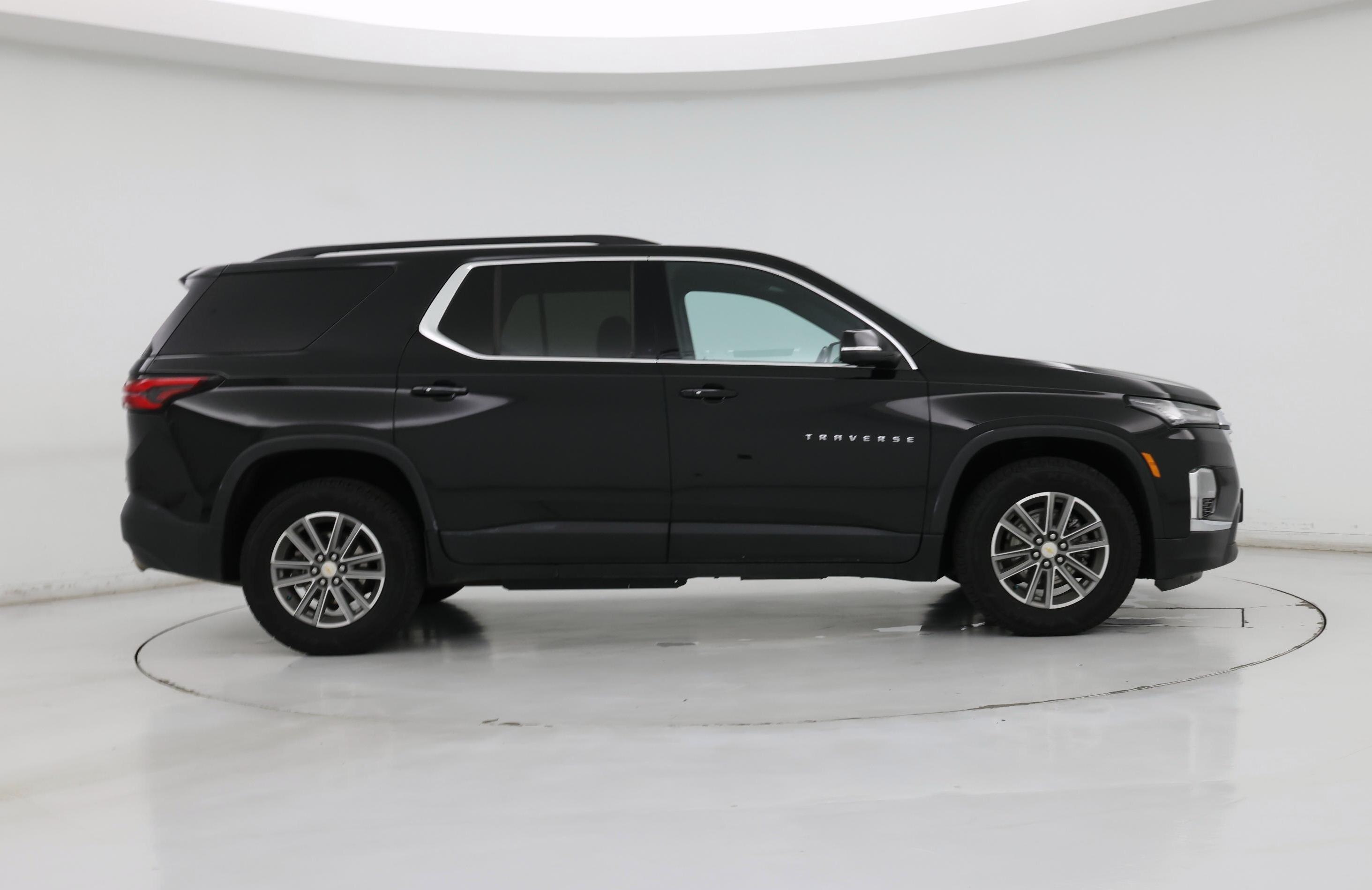 Thumbnail: 2022 Chevrolet Traverse - 7