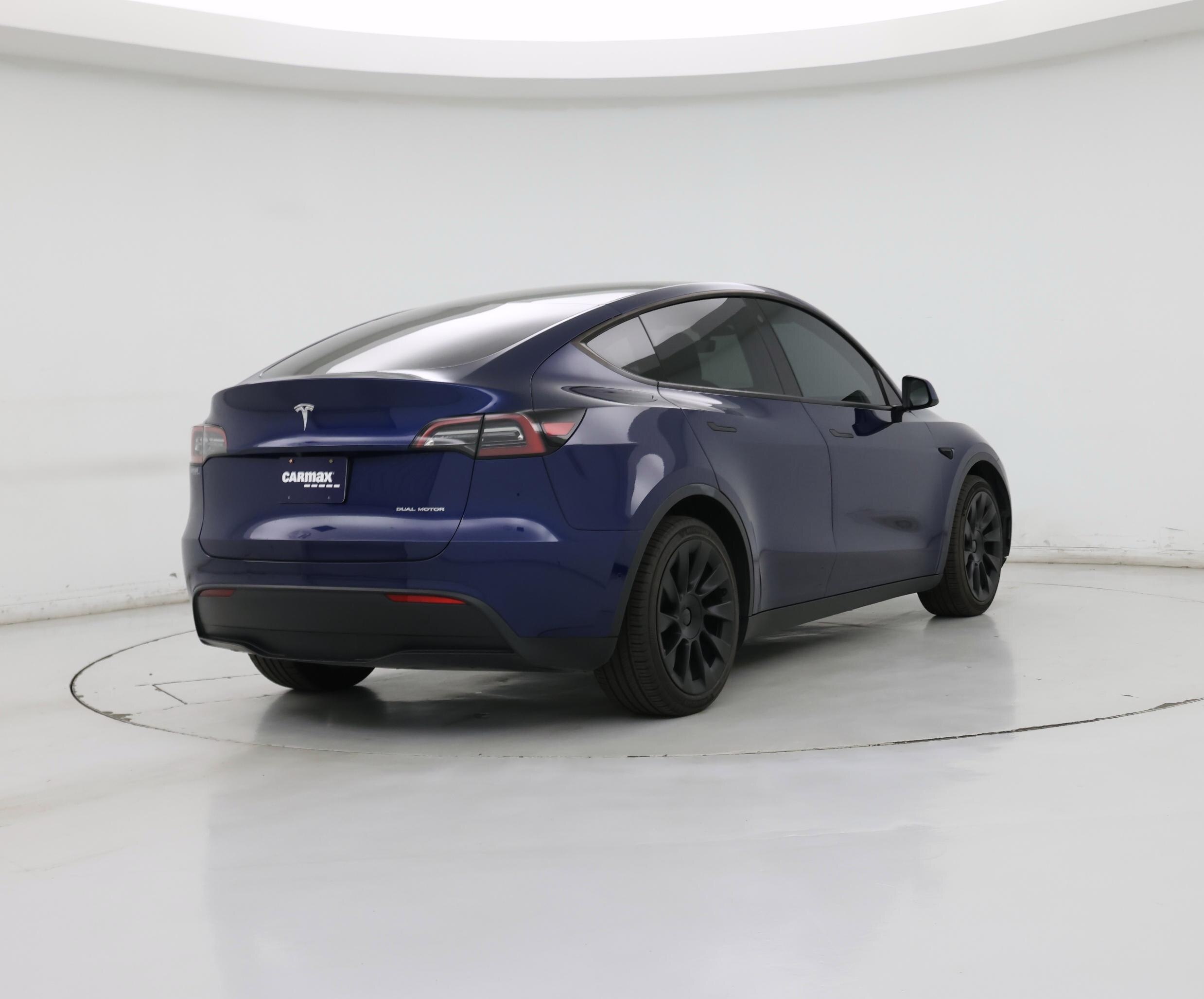 Thumbnail: 2023 Tesla Model Y - 8
