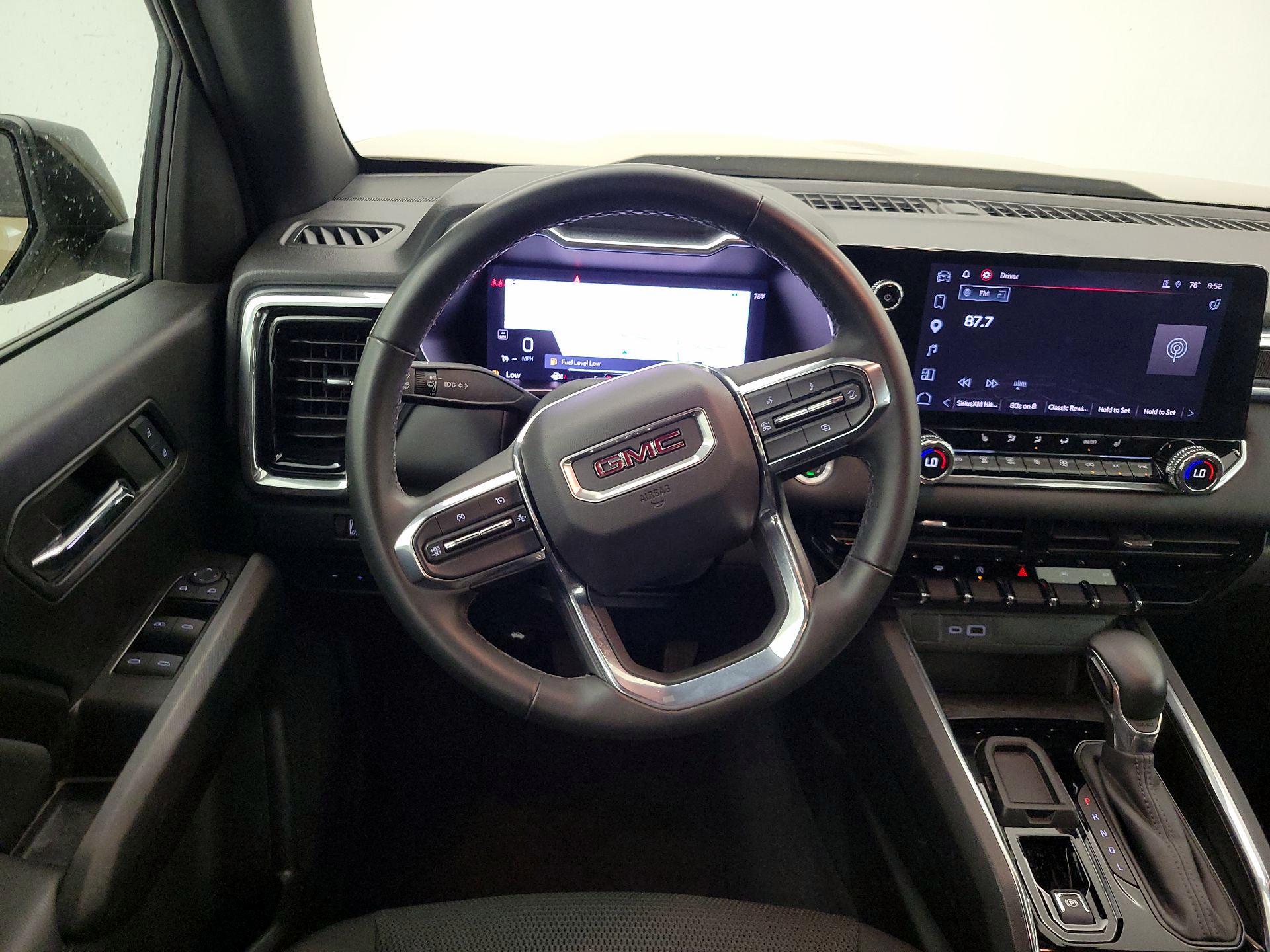 Thumbnail: 2024 GMC Canyon - 10