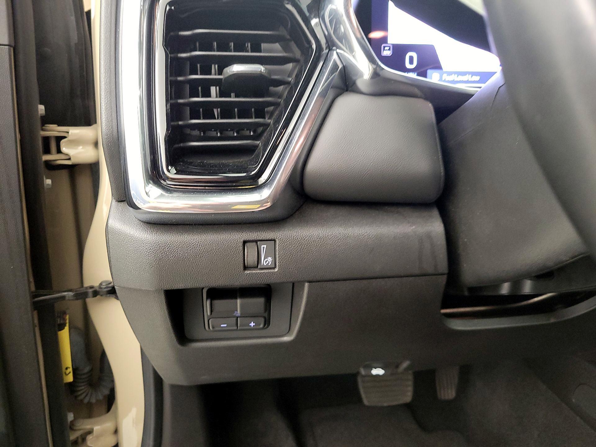 Thumbnail: 2024 GMC Canyon - 13