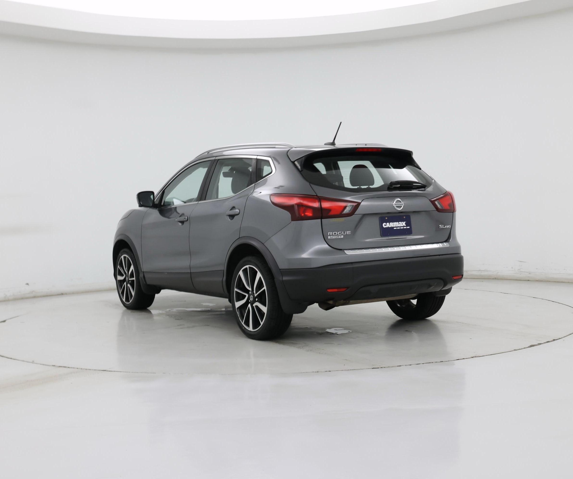 Thumbnail: 2018 Nissan Rogue Sport - 2