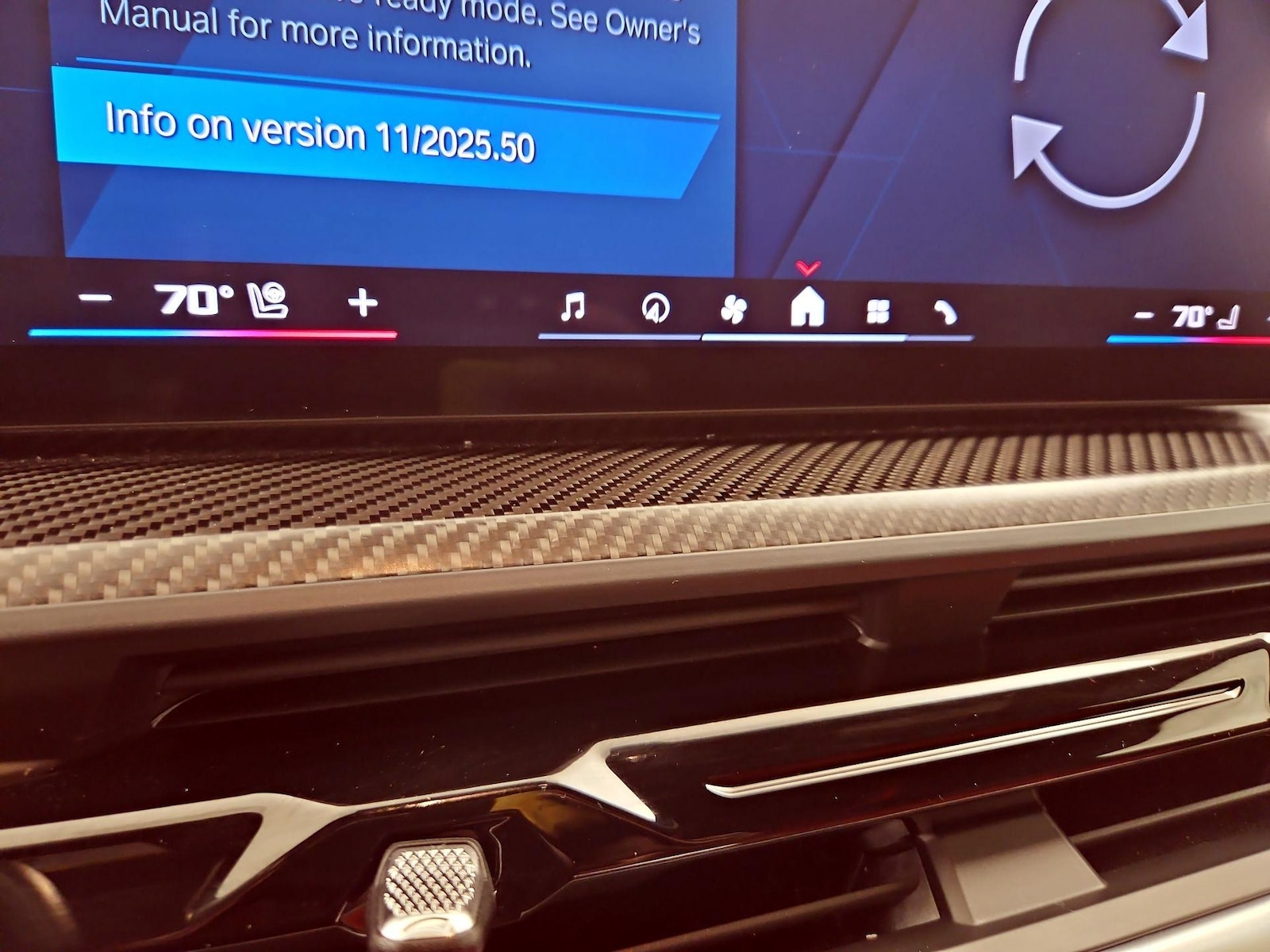 2024 BMW XM Base - Photo 17