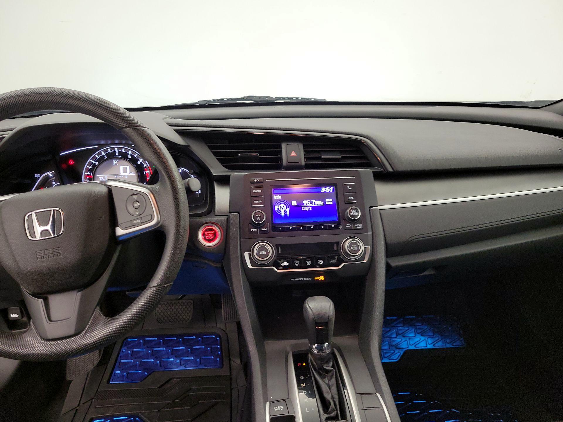 Thumbnail: 2017 Honda Civic - 9