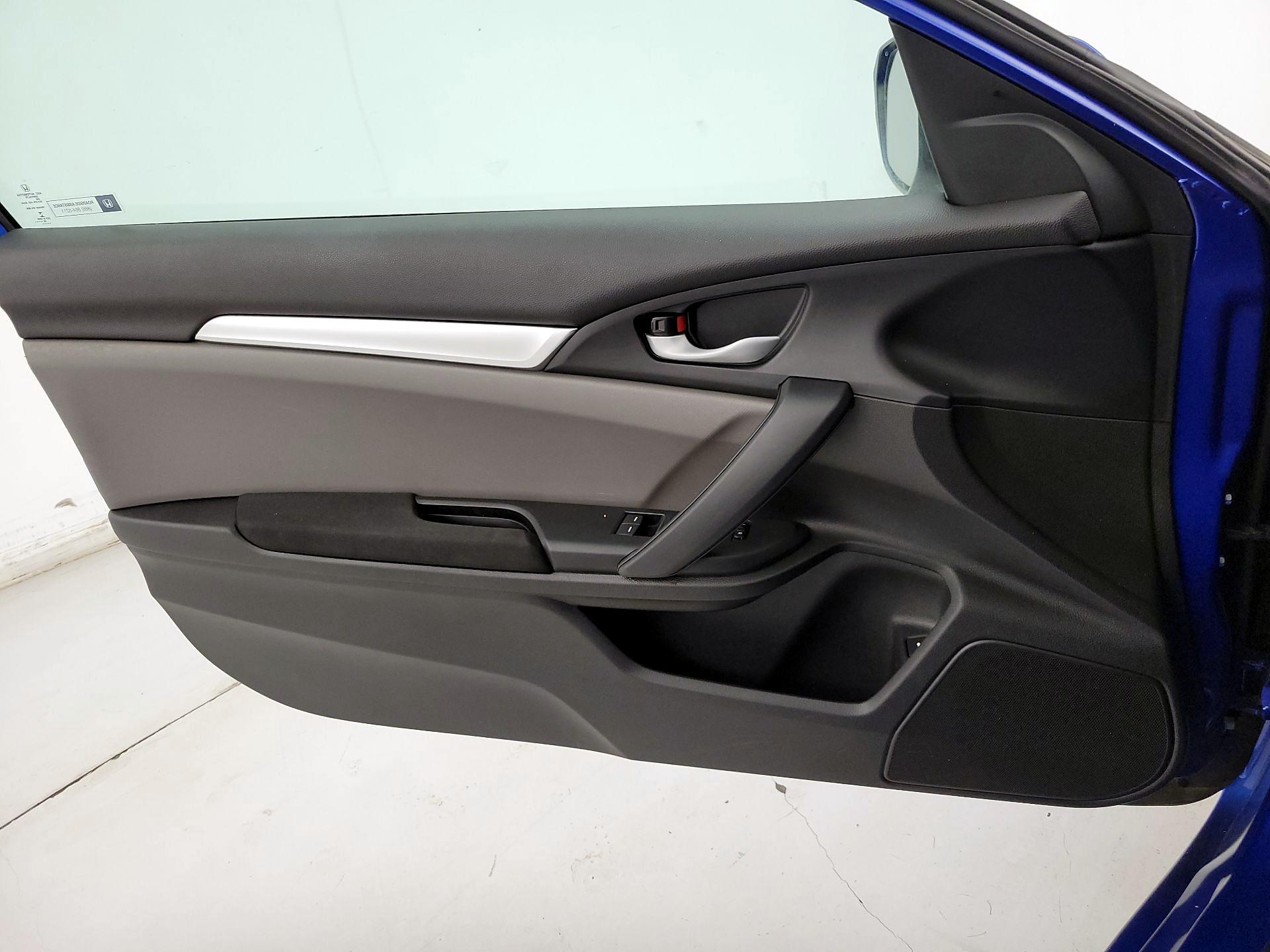 Thumbnail: 2017 Honda Civic - 12