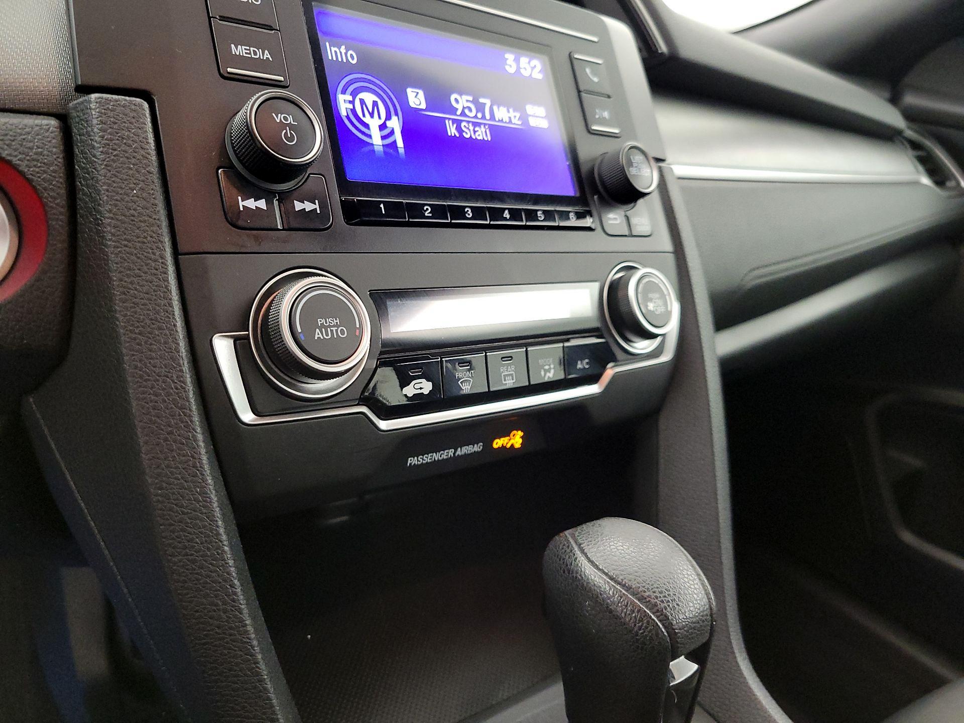 Thumbnail: 2017 Honda Civic - 16