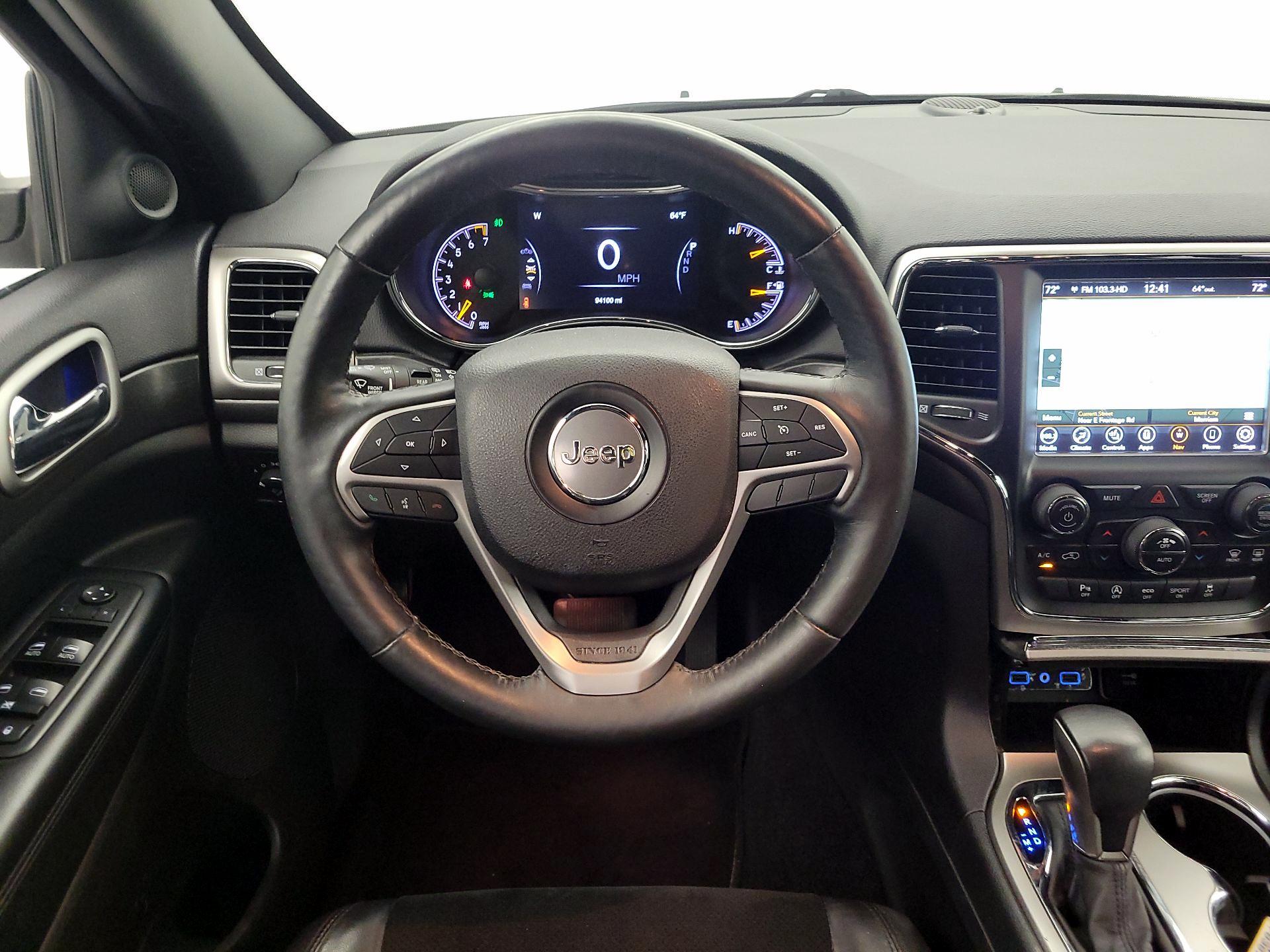 Thumbnail: 2018 Jeep Grand Cherokee - 10
