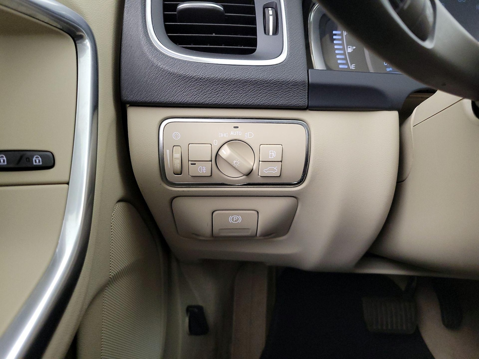 2016 Volvo S60 T5 Premier - Photo 14
