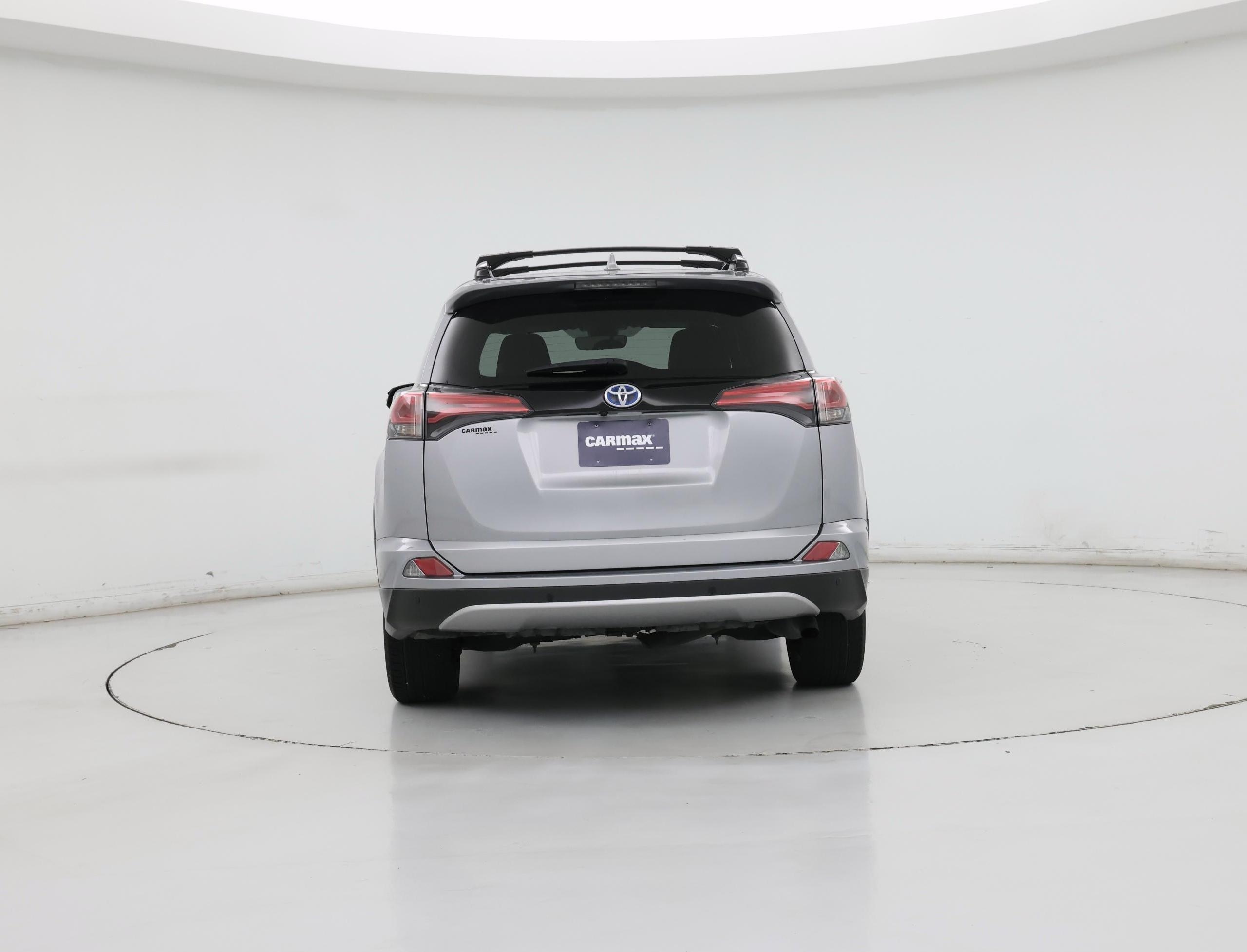 Thumbnail: 2018 Toyota RAV4 - 6