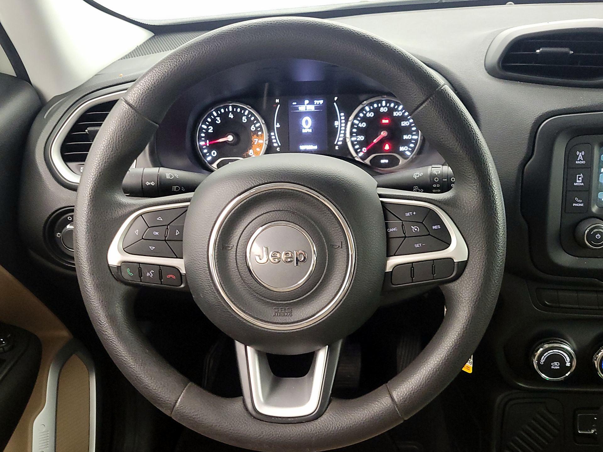 Thumbnail: 2015 Jeep Renegade - 10