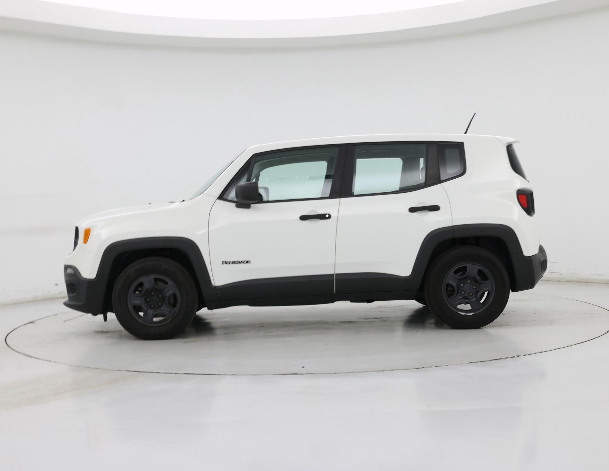 Thumbnail: 2015 Jeep Renegade - 3