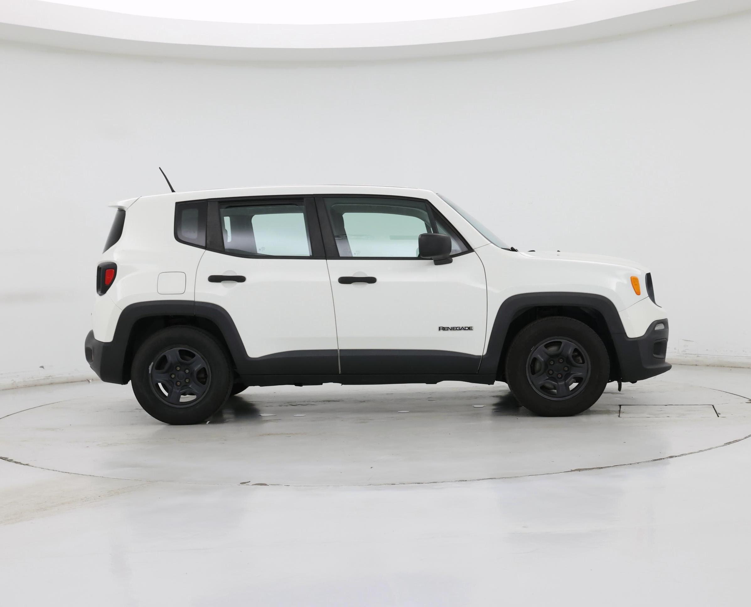 Thumbnail: 2015 Jeep Renegade - 7